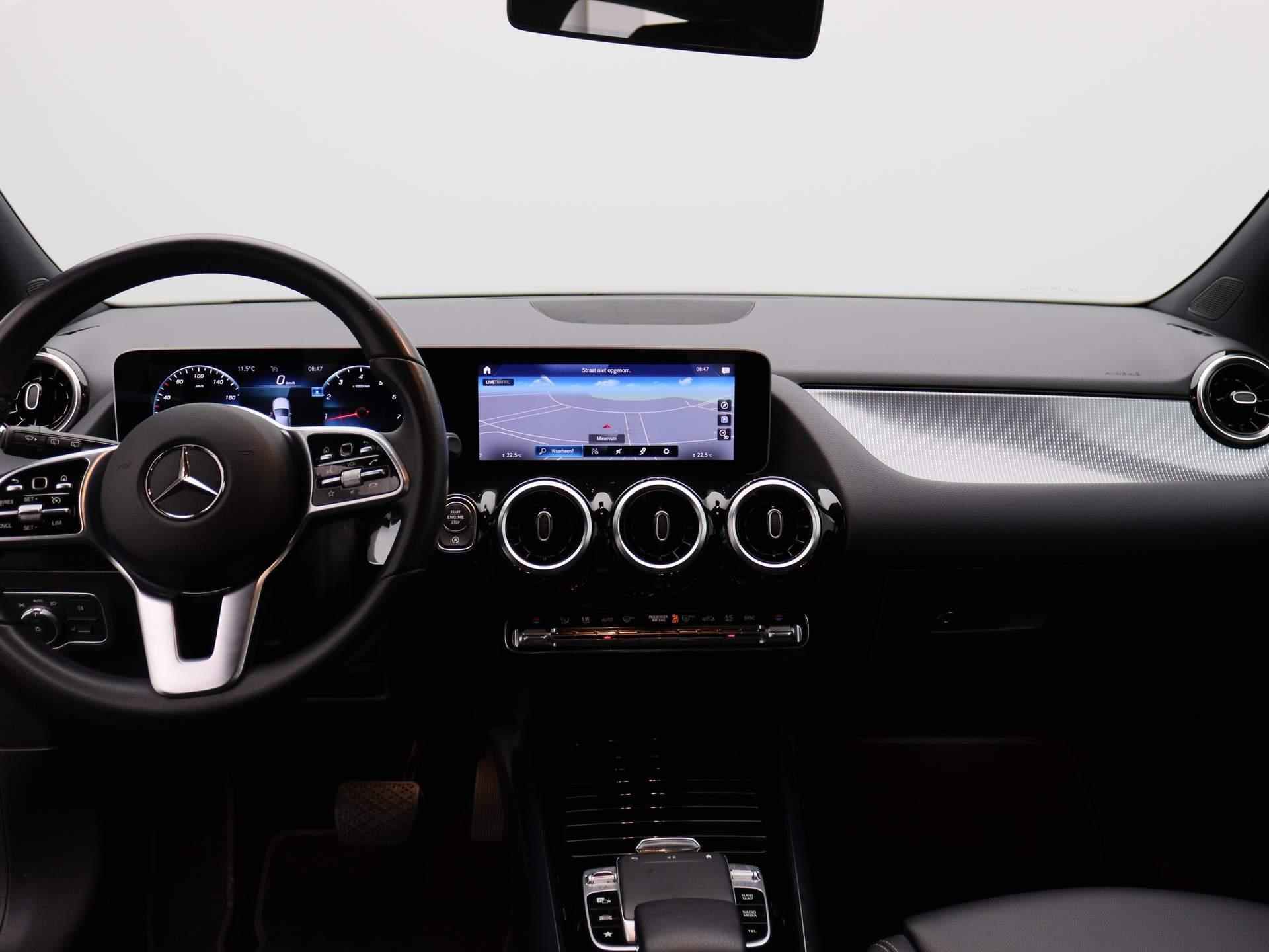 Mercedes-Benz B-klasse 180 Aut. Launch Edition | WIDESCREEN NAVIGATIE | LED KOPLAMPEN | CAMERA | - 7/31
