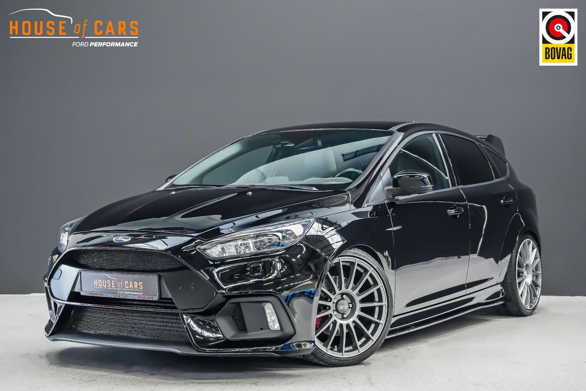 Ford Focus ST-2 2.0 312pk Performance pack |stage 3 312 pk|BullX|O.Z Racing 19"|short shifter|RS voorbumper en spoiler|ST-suspensions|Bi-xenon|stoelverwarming|