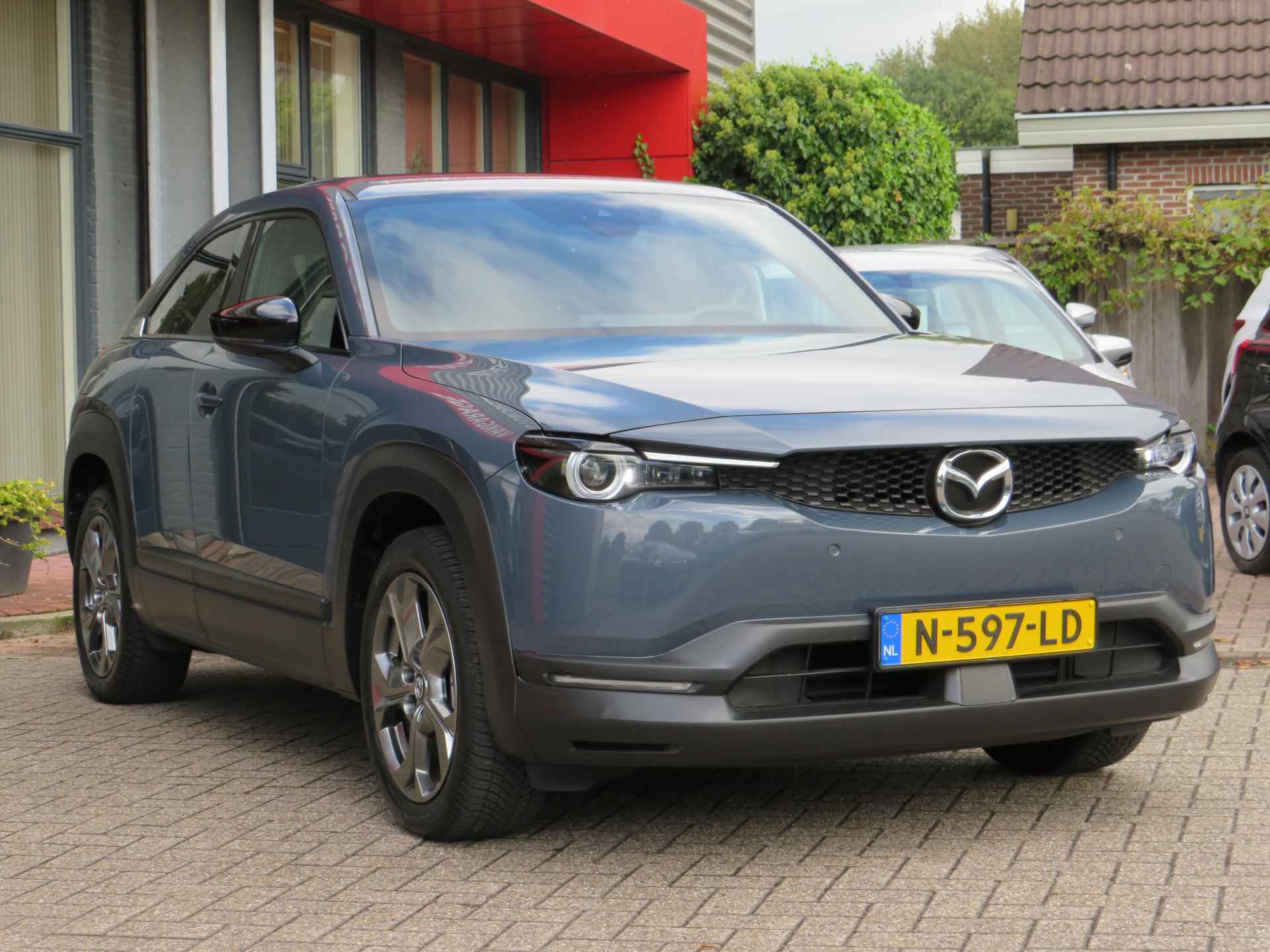 Mazda MX-30 E-SkyActiv 145 Advantage 36 kWh Na subsidie€ 17.900,- | Clima-Airco | Android Auto | Parkeercamera | Incl. BOVAG Garantie | Adapt. Cruise Control | DAB+ | Heads Up Display | - 4/48