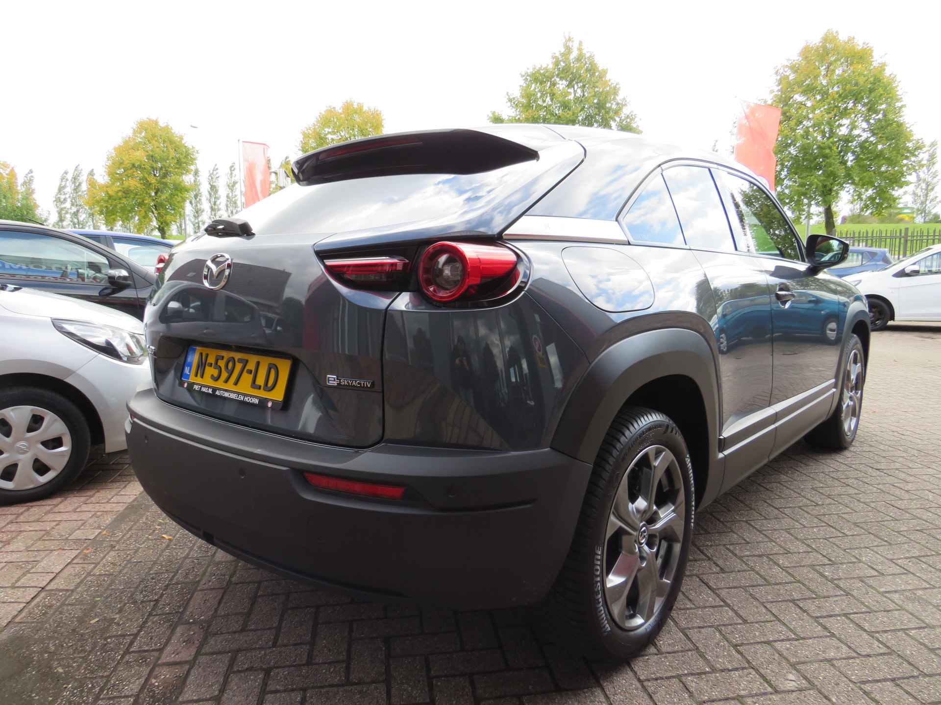 Mazda MX-30 E-SkyActiv 145 Advantage 36 kWh Na subsidie€ 17.900,- | Clima-Airco | Android Auto | Parkeercamera | Incl. BOVAG Garantie | Adapt. Cruise Control | DAB+ | Heads Up Display | - 7/48