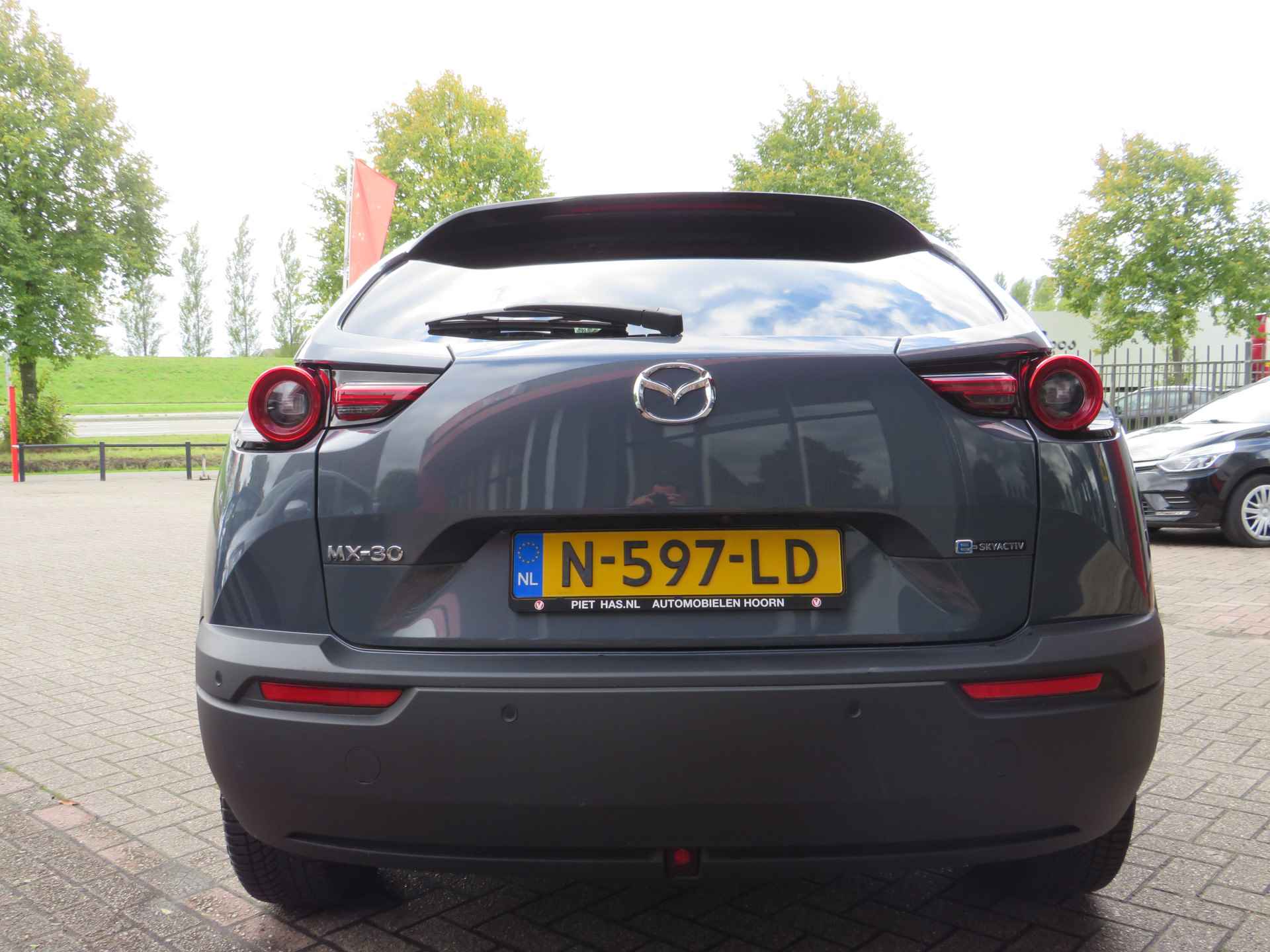 Mazda MX-30 E-SkyActiv 145 Advantage 36 kWh Na subsidie€ 17.900,- | Clima-Airco | Android Auto | Parkeercamera | Incl. BOVAG Garantie | Adapt. Cruise Control | DAB+ | Heads Up Display | - 9/48