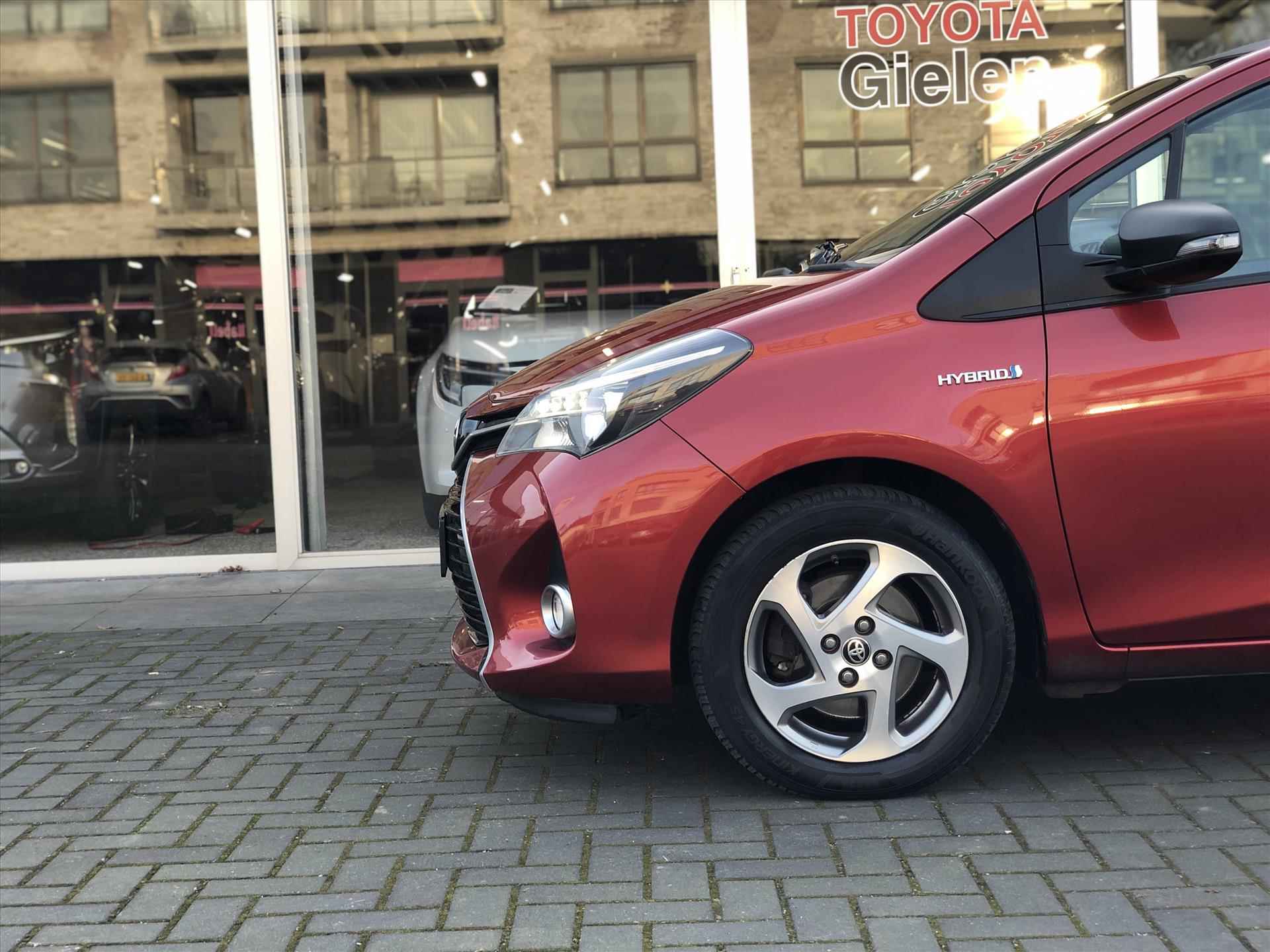 TOYOTA Yaris 1.5 Full Hybrid Lease | Navigatie, Trekhaak, Parkeercamera, Cruise control, Lichtmetalen velgen, Climate control - 10/32