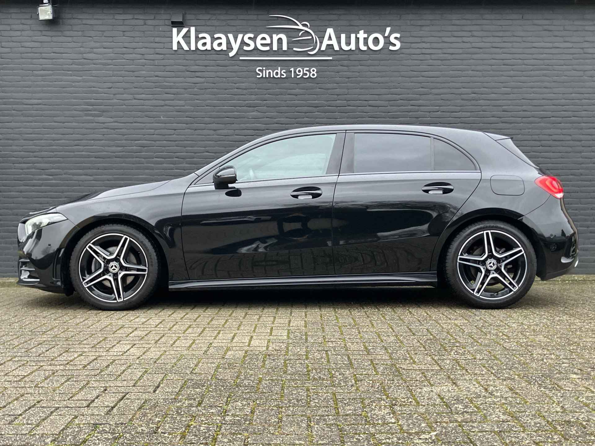 Mercedes-Benz A-Klasse 180 Business Solution AMG AUT. | 1e eigenaar | dealer onderhouden | apple carplay | camera | navigatie - 9/38