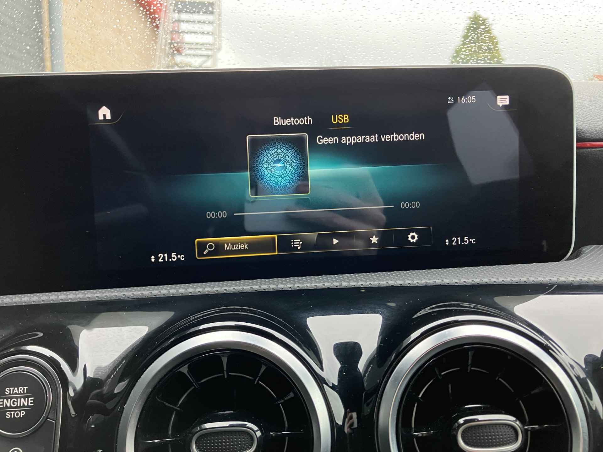 Mercedes-Benz A-Klasse 180 Business Solution AMG AUT. | 1e eigenaar | dealer onderhouden | apple carplay | camera | navigatie - 32/38