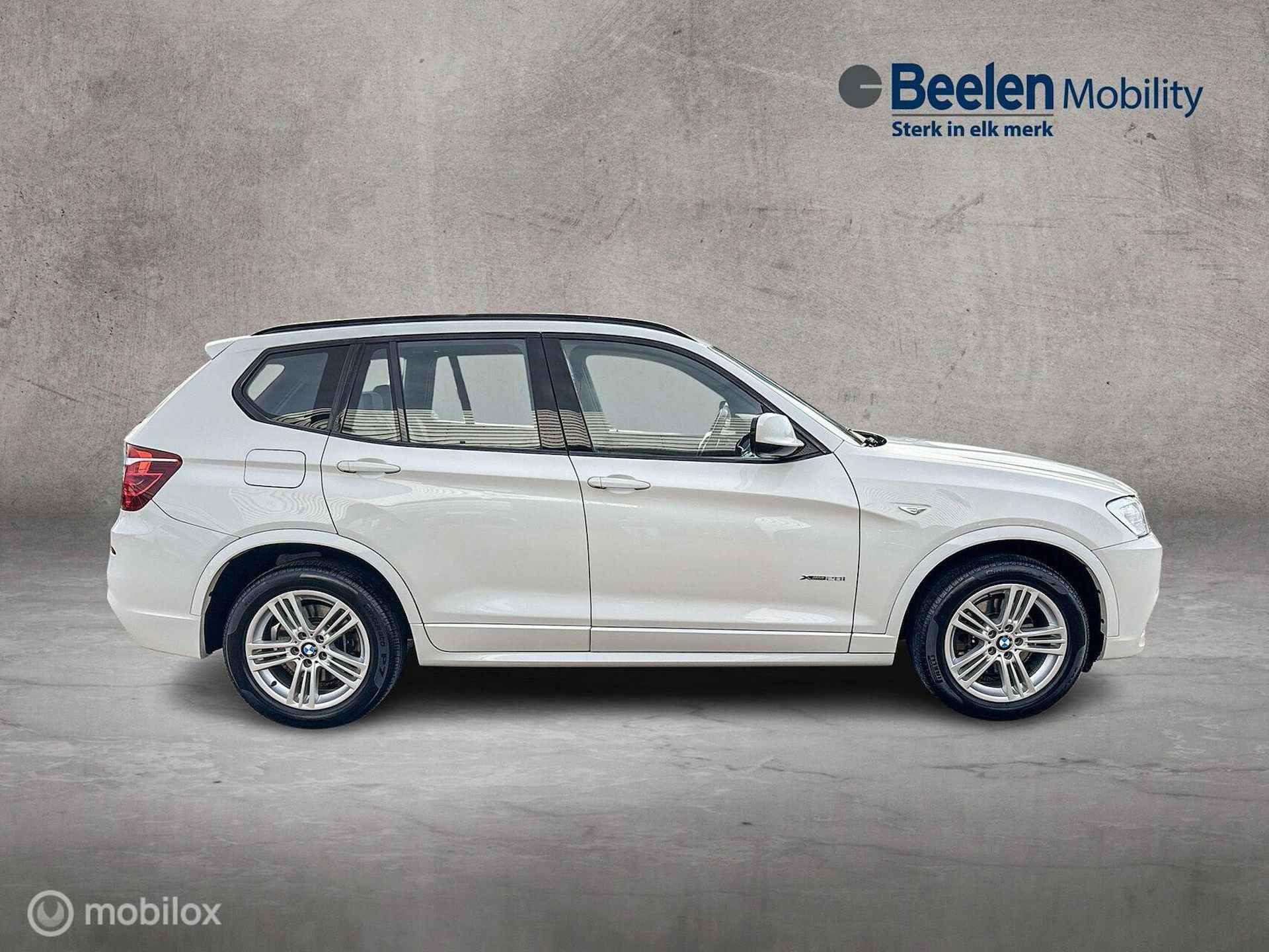 BMW X3 xDrive28i High Executive | Trekhaak | Pano | Climate - 6/26