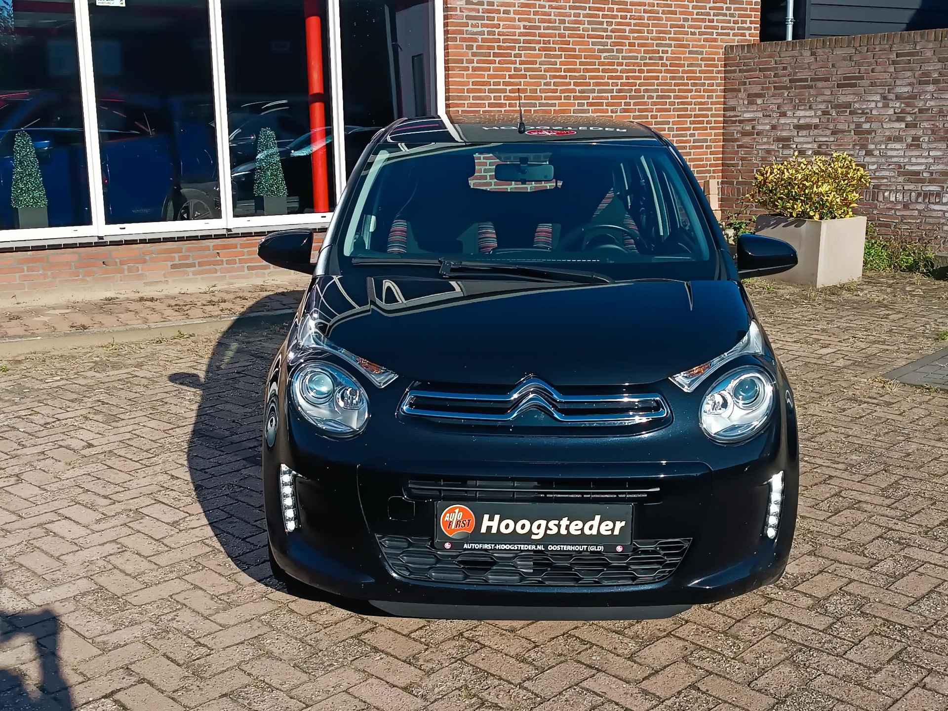 Citroen C1 1.0 VTi Shine, carplay, climate, cruise - 21/23