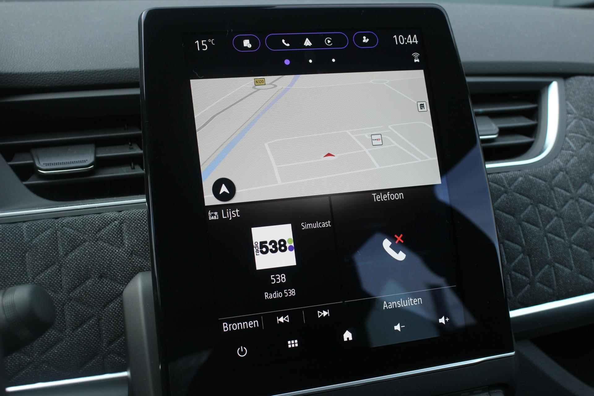 Renault ZOE R135 Iconic 52 kWh | Navigatie | Apple & Android Carplay | Parkeersensoren & Camera | Stoelverwarming & Stuurverwarming | Climate Control | Subsidie Mogelijk !! | - 25/38
