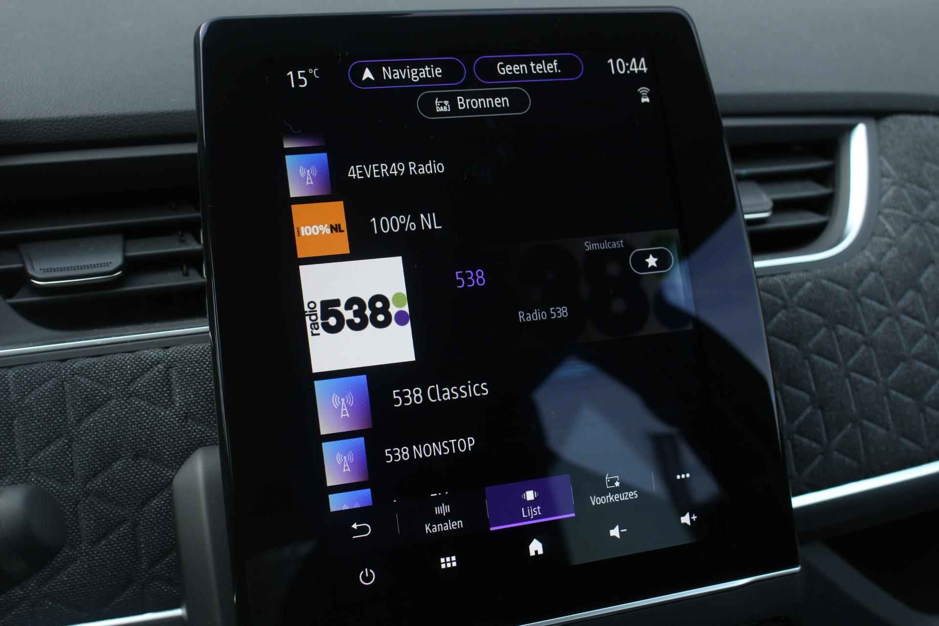 Renault ZOE R135 Iconic 52 kWh | Navigatie | Apple & Android Carplay | Parkeersensoren & Camera | Stoelverwarming & Stuurverwarming | Climate Control | - 26/38