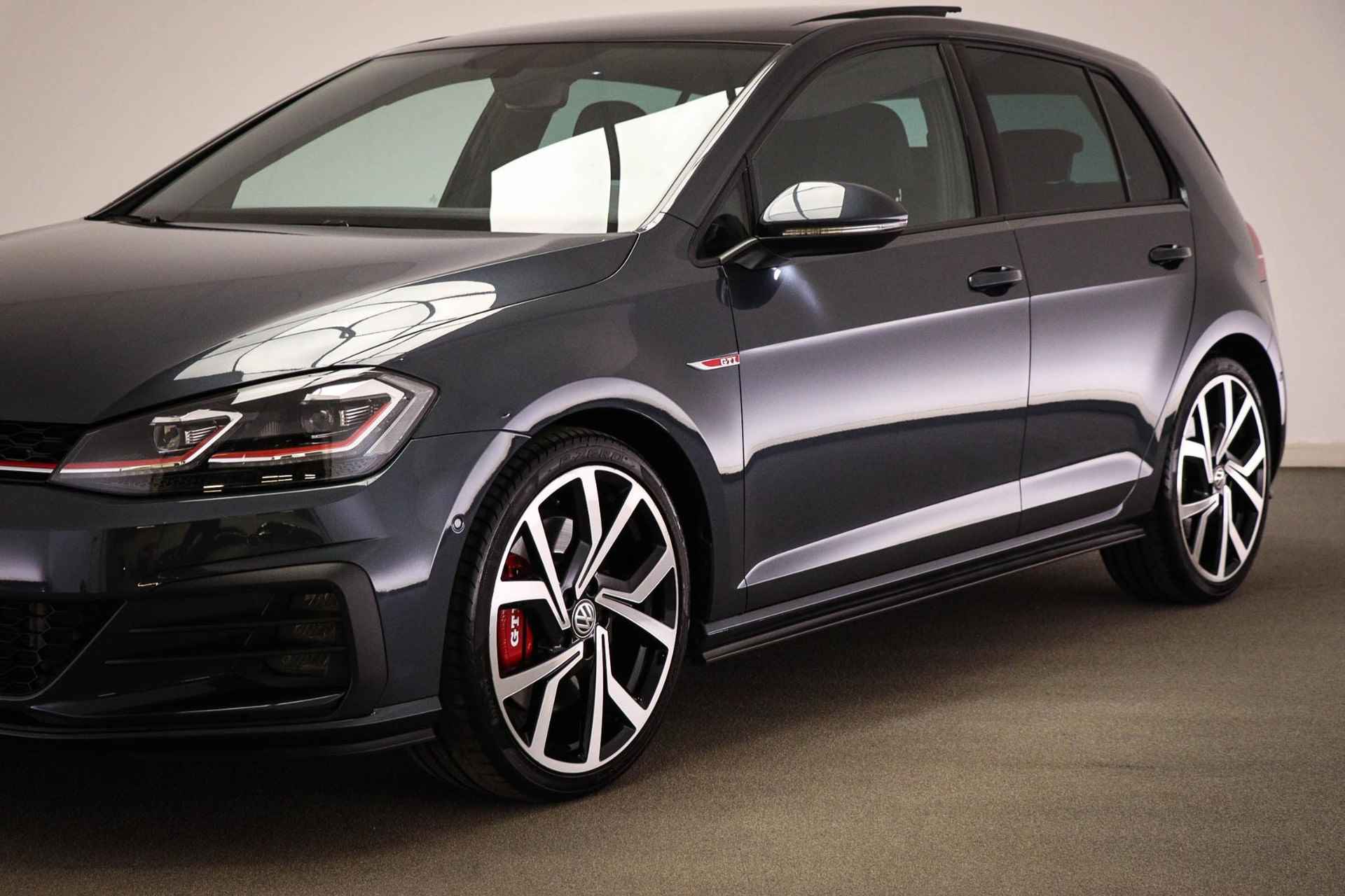 Volkswagen Golf 2.0 TSI GTI Performance | EXECUTIVE- PACK | PANORAMADAK | VIRTUAL COCKPIT | TREKHAAK | 19" - 16/67