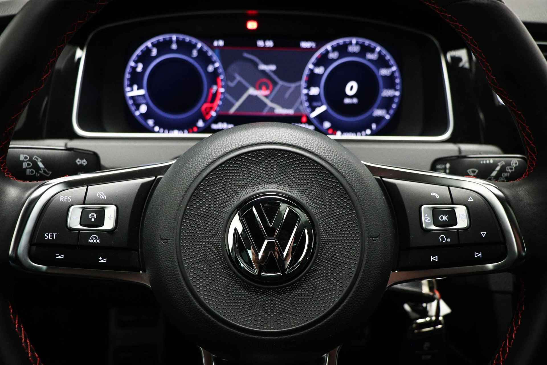 Volkswagen Golf 2.0 TSI GTI Performance | EXECUTIVE- PACK | PANORAMADAK | VIRTUAL COCKPIT | TREKHAAK | 19" - 34/67