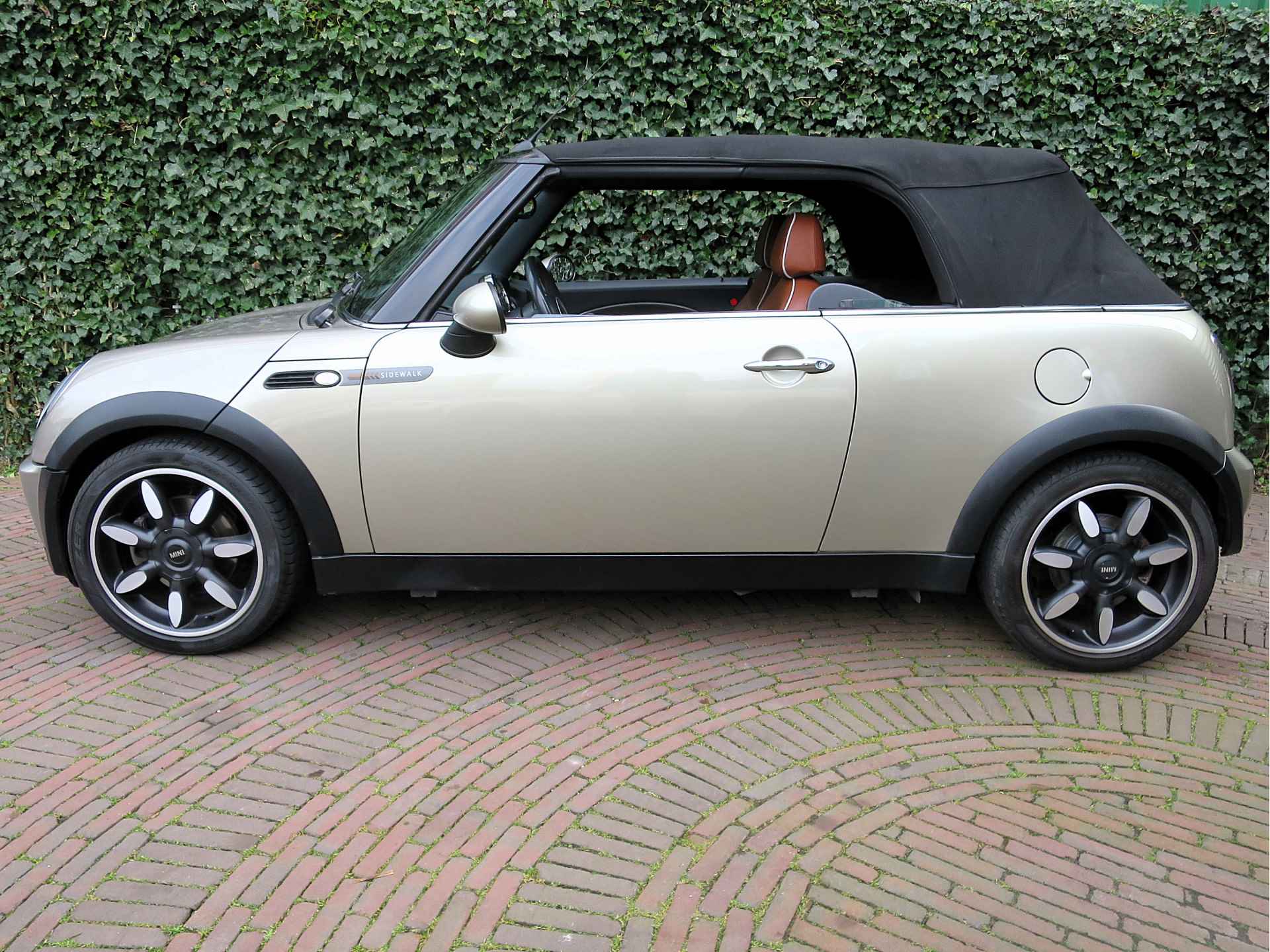 MINI Cabrio 1.6 Cooper Sidewalk R52 NL-auto, PDC, Leer, cruis, 17" en Youngtimer - 29/49