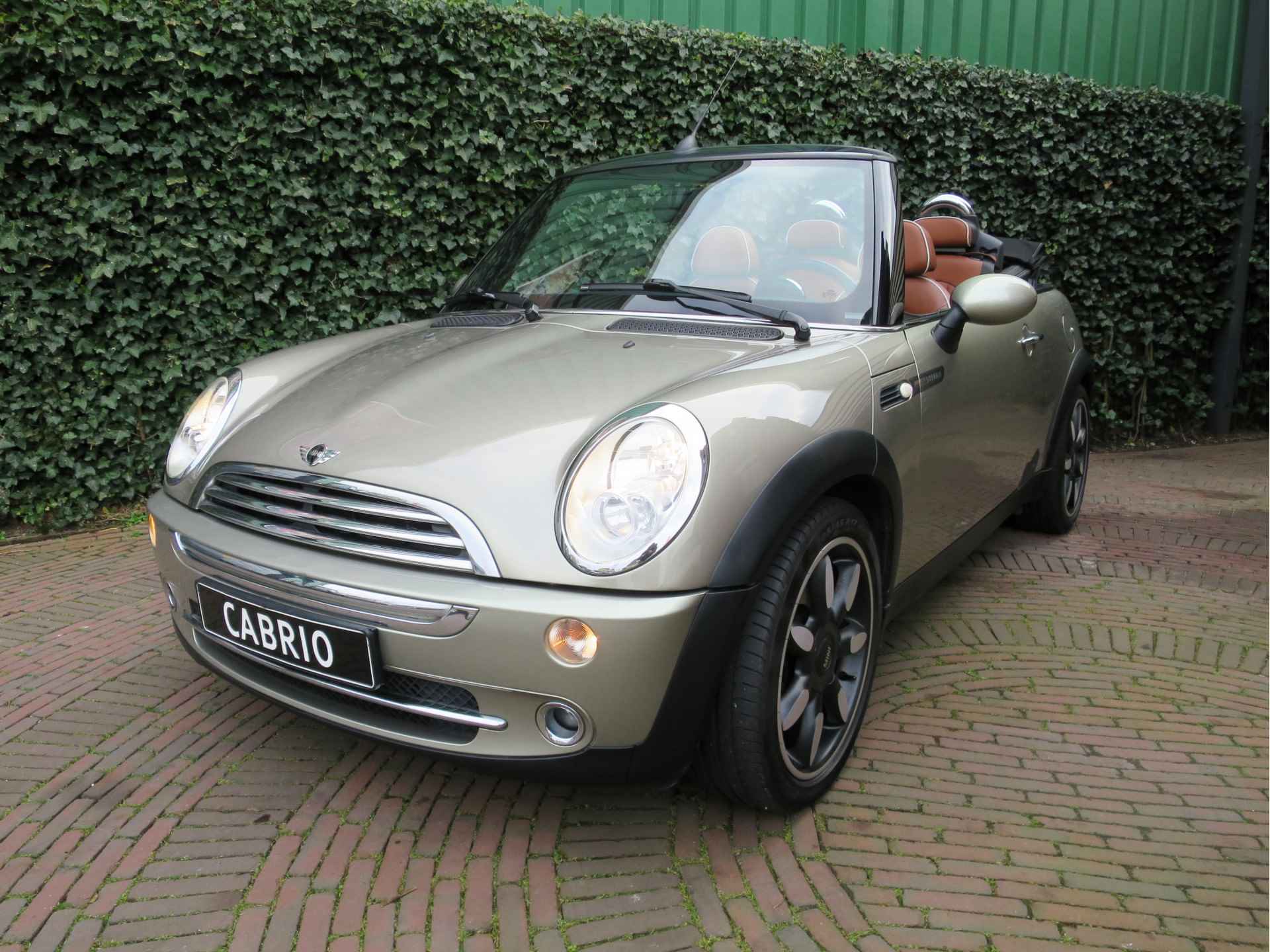 MINI Cabrio 1.6 Cooper Sidewalk R52 NL-auto, PDC, Leer, cruis, 17" en Youngtimer - 32/49