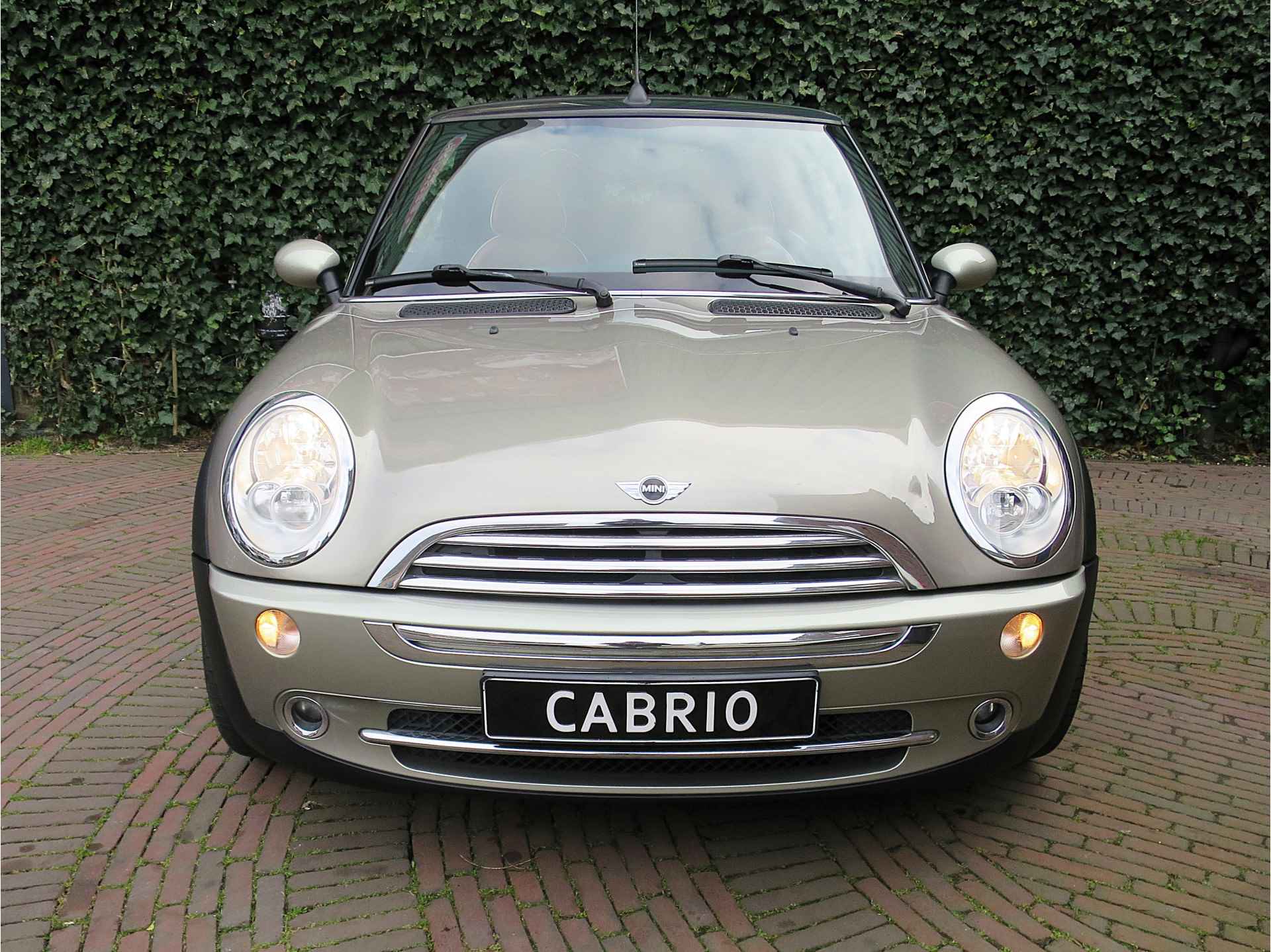 MINI Cabrio 1.6 Cooper Sidewalk R52 NL-auto, PDC, Leer, cruis, 17" en Youngtimer - 33/49