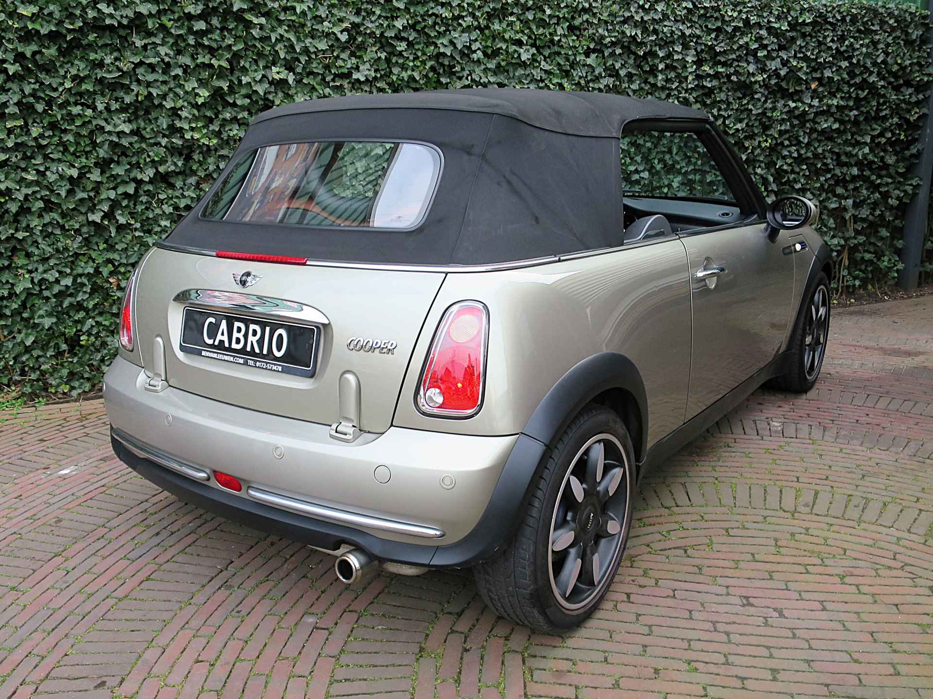 MINI Cabrio 1.6 Cooper Sidewalk R52 NL-auto, PDC, Leer, cruis, 17" en Youngtimer - 36/49