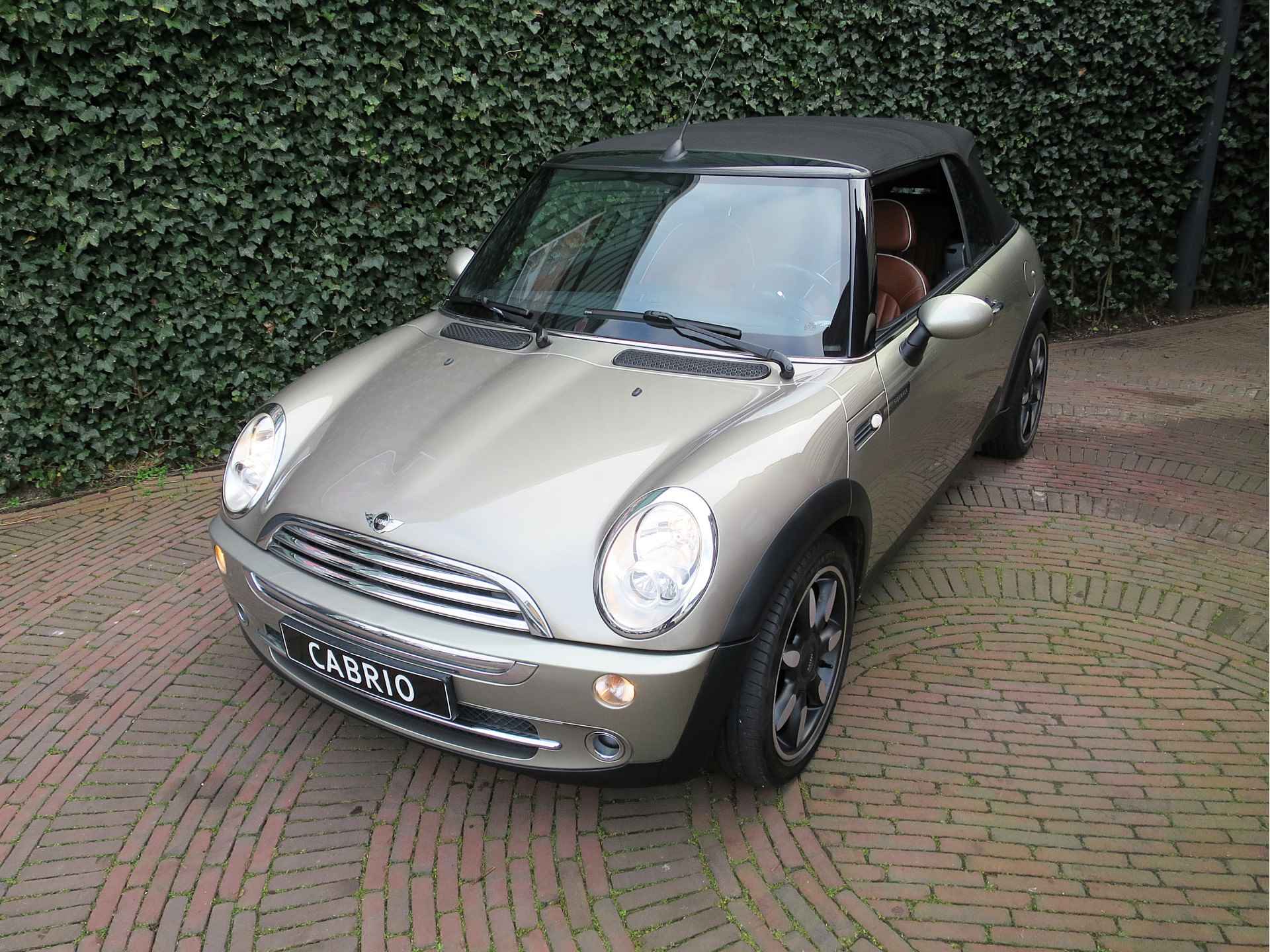 MINI Cabrio 1.6 Cooper Sidewalk R52 NL-auto, PDC, Leer, cruis, 17" en Youngtimer - 46/49