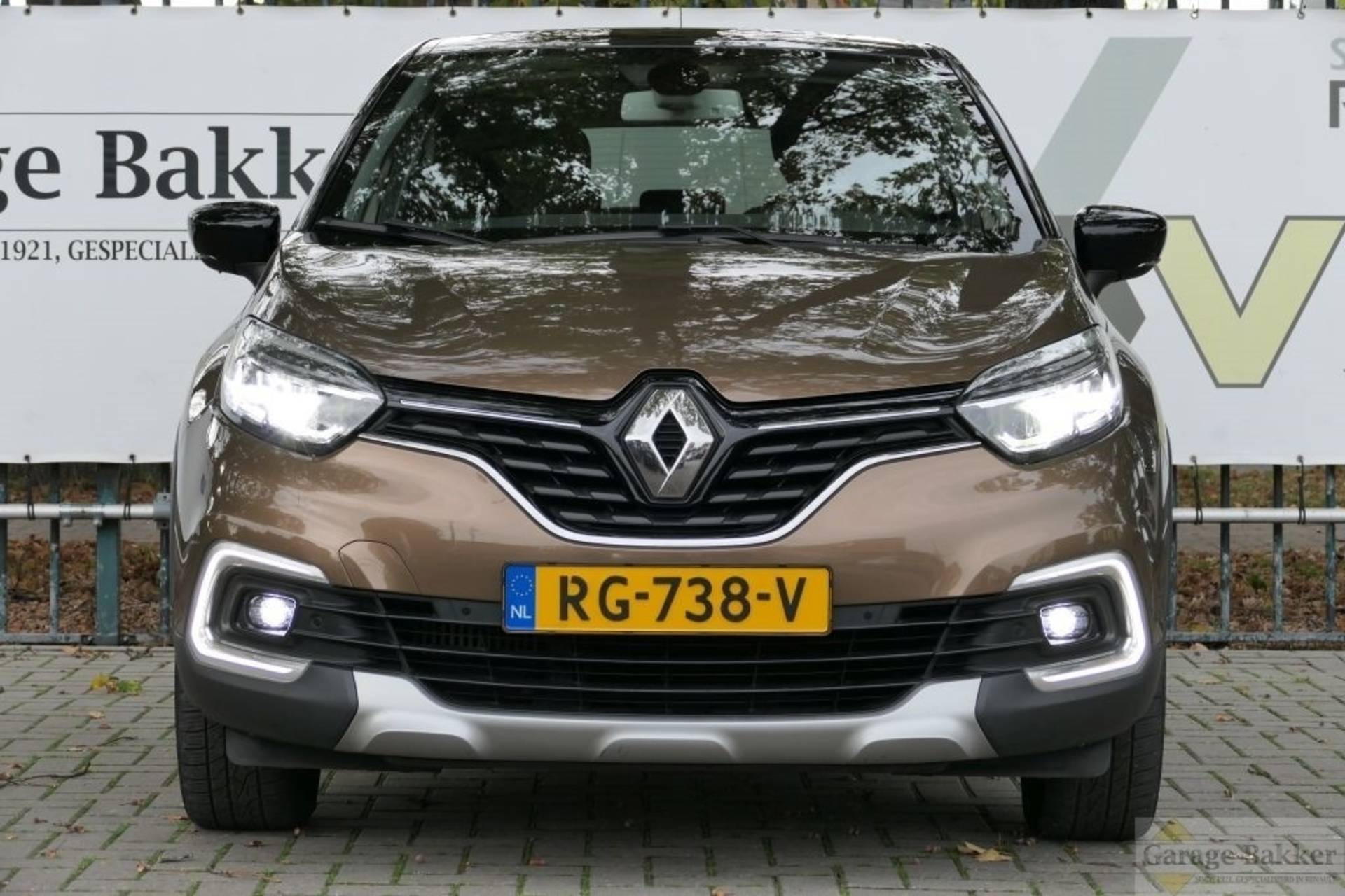 RENAULT Captur TCe 90 Intens - 16/26