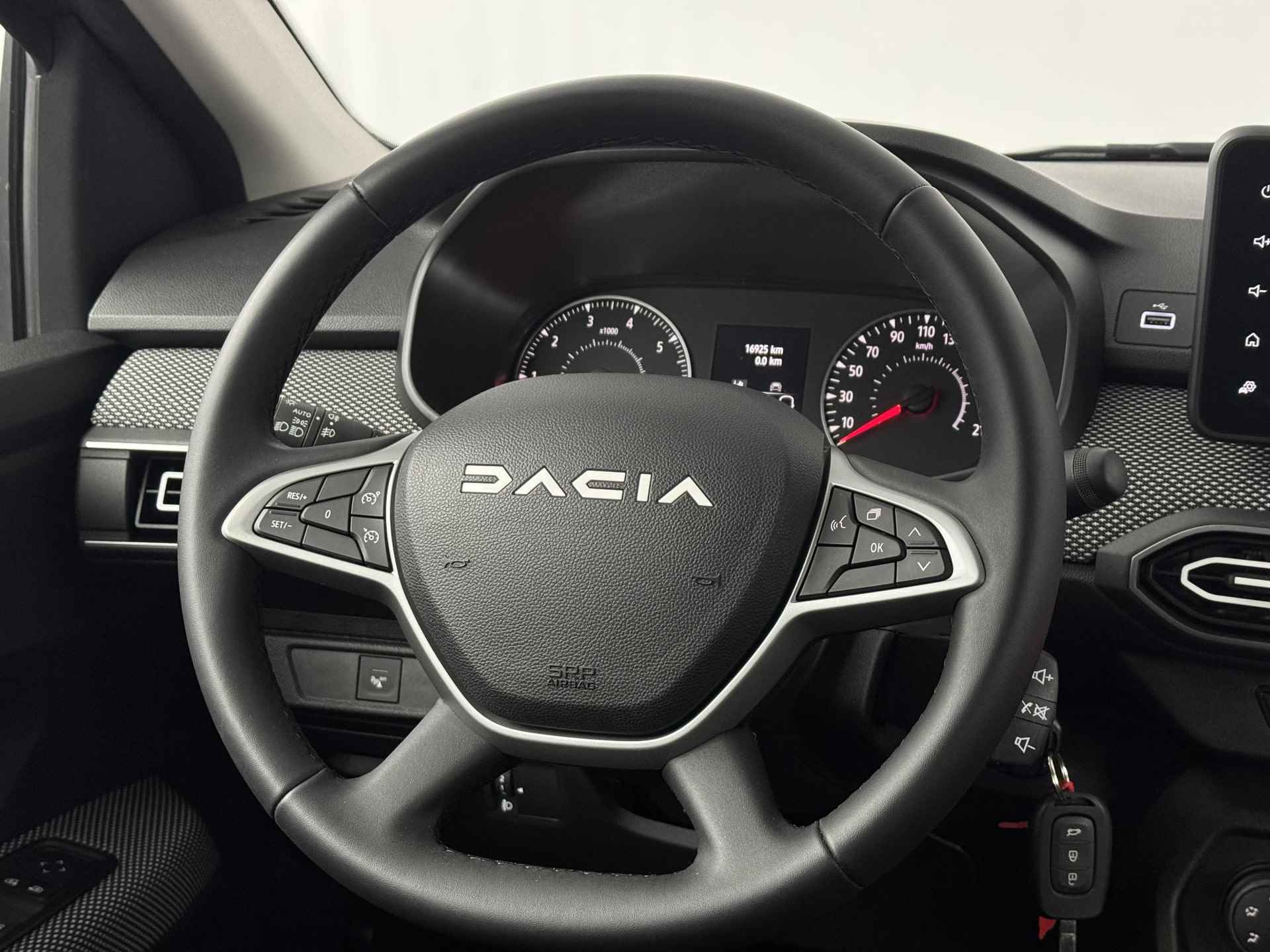 Dacia Sandero 1.0 TCe 90 Expression  | Apple CarPlay / Android Auto navigatie | Trekhaak | Cruise Control | - 42/44