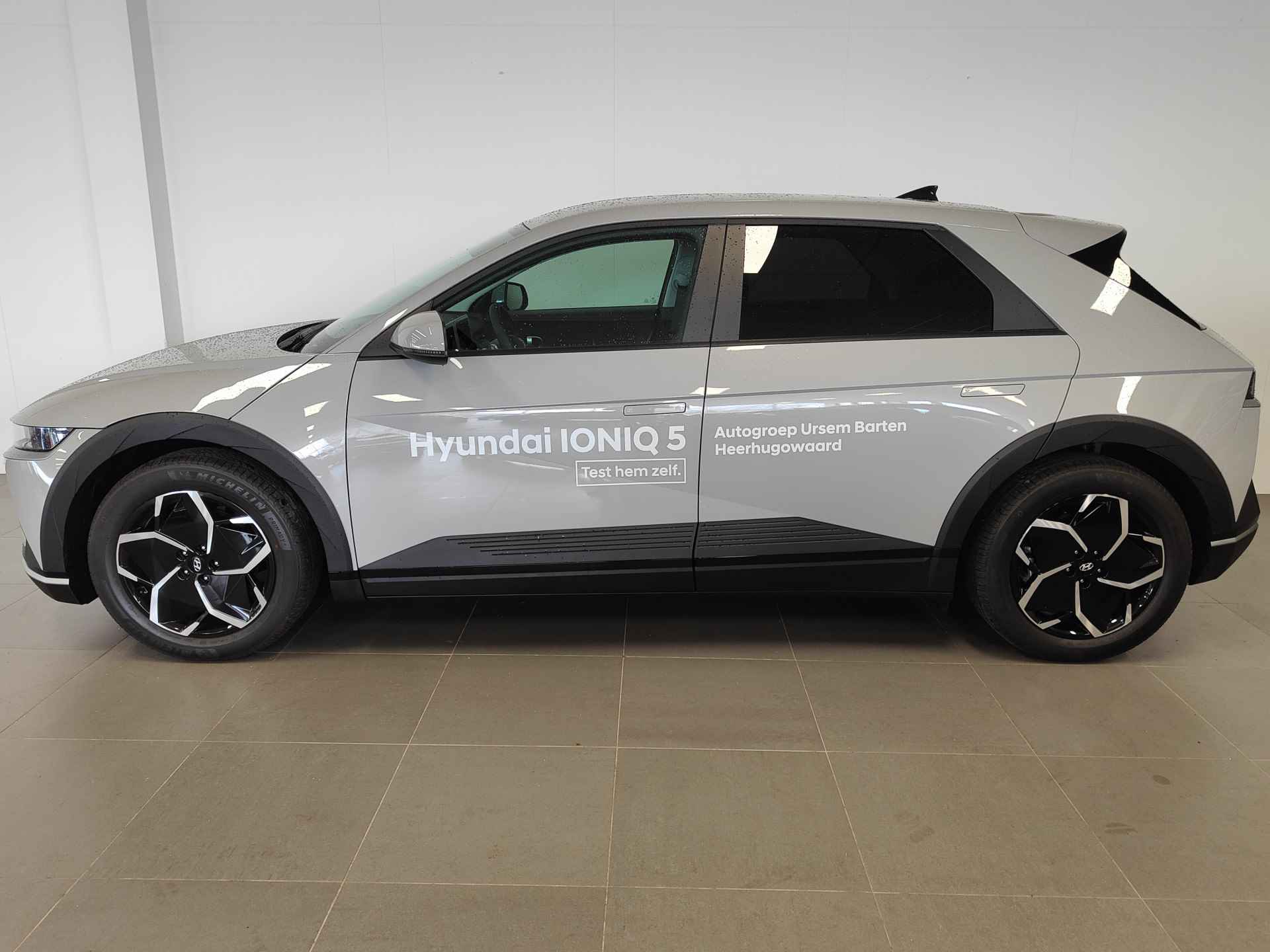 Hyundai IONIQ 5 77 kWh Connect+ - 3/31