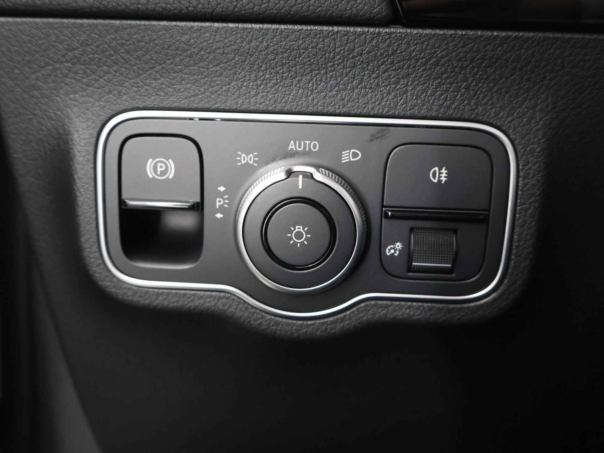 Mercedes-Benz EQA 250+ Business Edition 71 kWh | Plus Pack | Panorama | Memory | Keyless | Rijassistentiepakket | 360 graden camera - 39/50