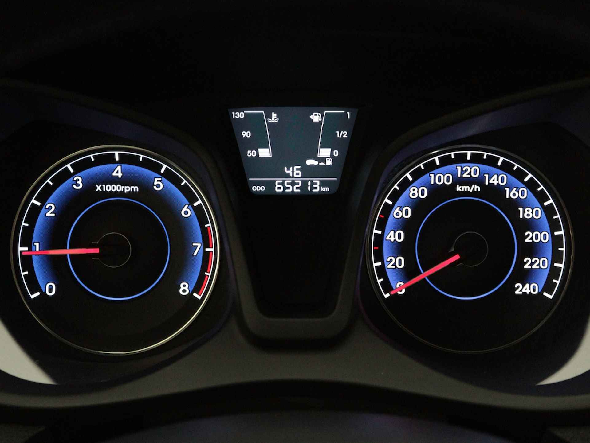 Hyundai ix20 1.4i Go! | Navigatie | Hoog zitter | Achteruitrij Camera | - 26/38