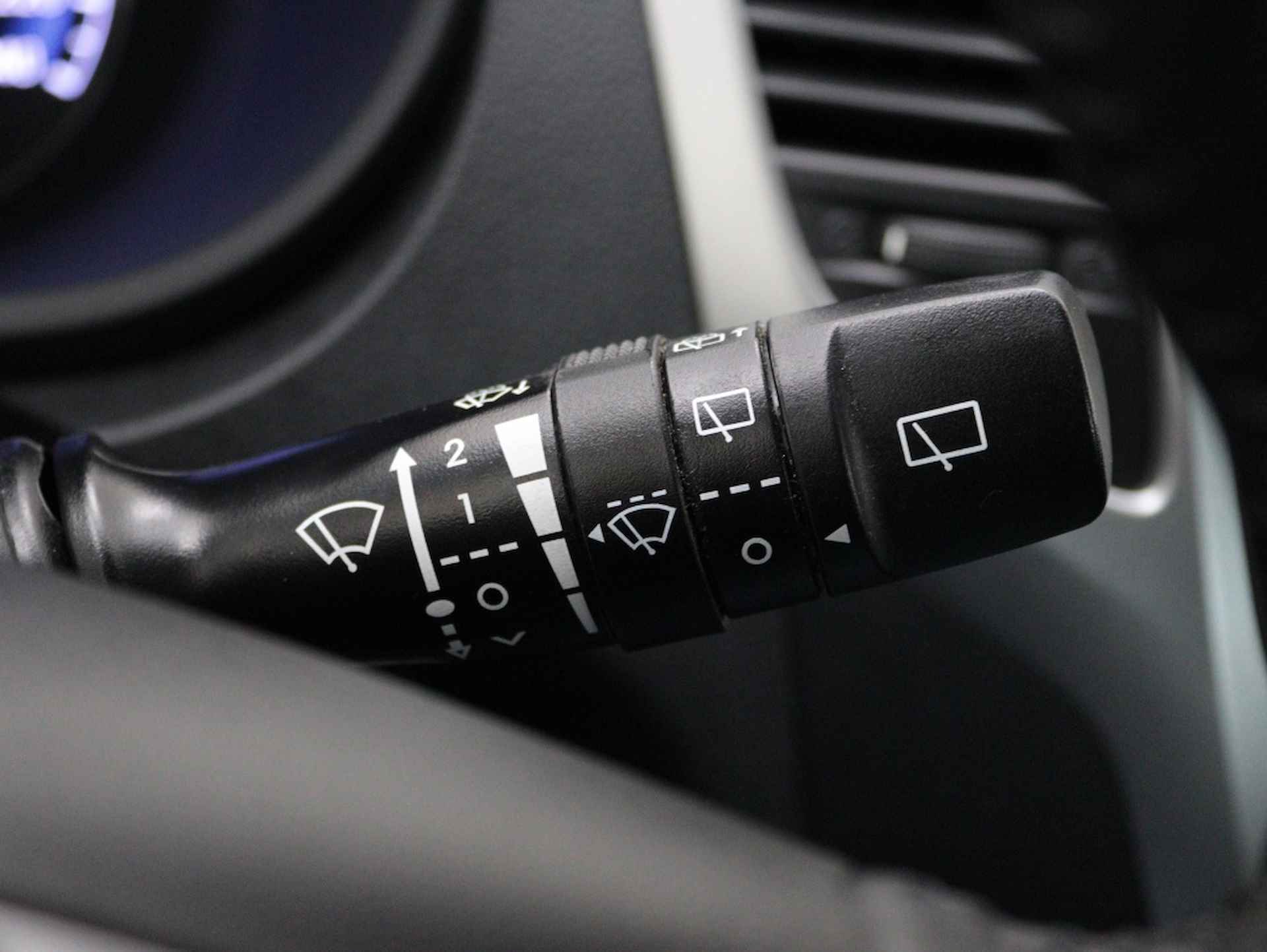 Hyundai ix20 1.4i Go! | Navigatie | Hoog zitter | Achteruitrij Camera | - 28/38