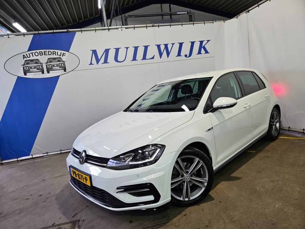 VOLKSWAGEN Golf 1.0 TSI Highline Business R / R-Line / Virtual / Full LED / NL A