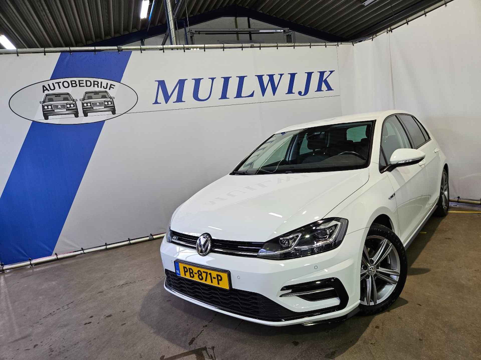 VOLKSWAGEN Golf 1.0 TSI Highline Business R / R-Line / Virtual / Full LED / NL A - 7/50