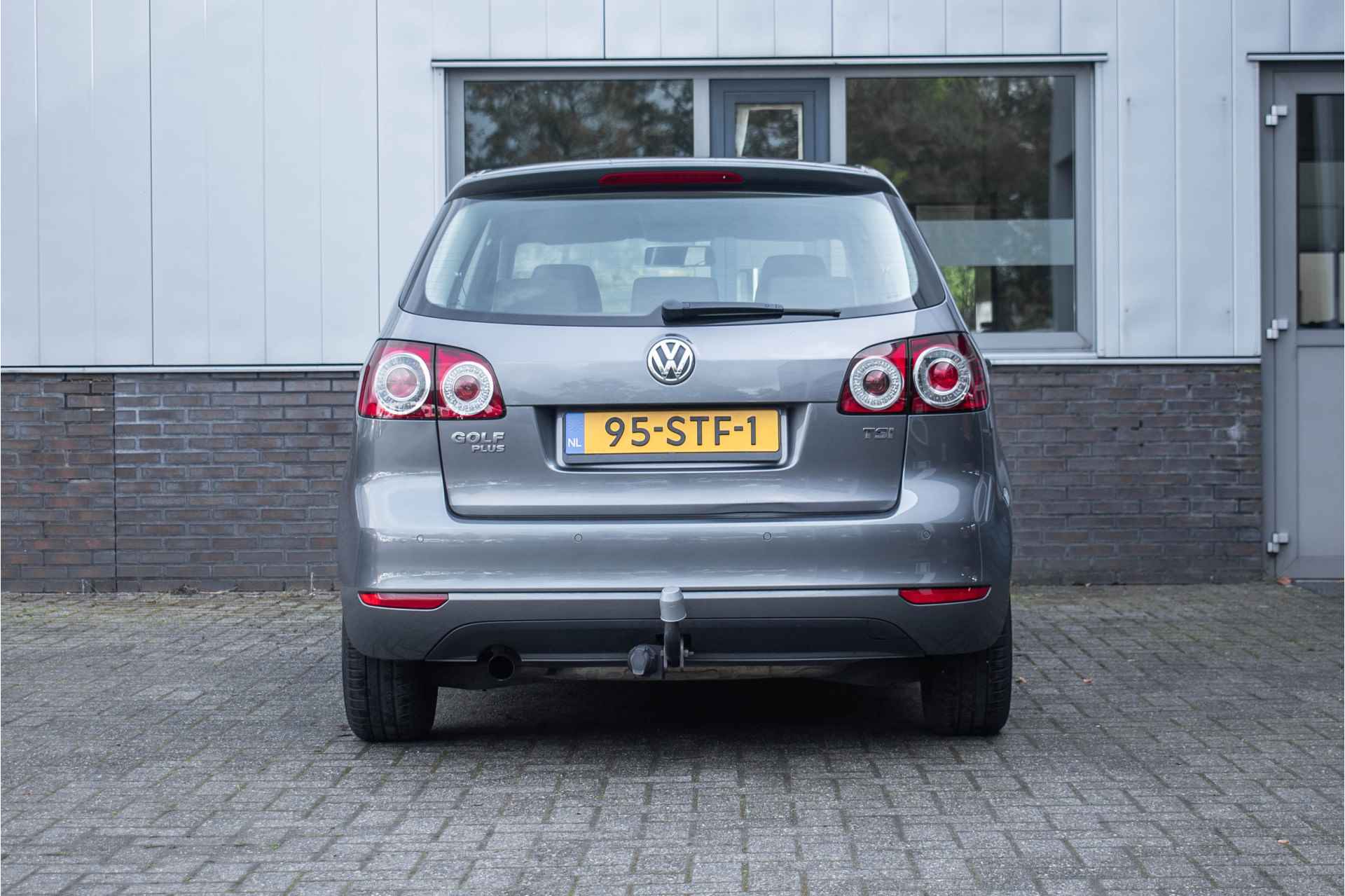 Volkswagen Golf Plus 1.2 TrendLine automaat - 8/25