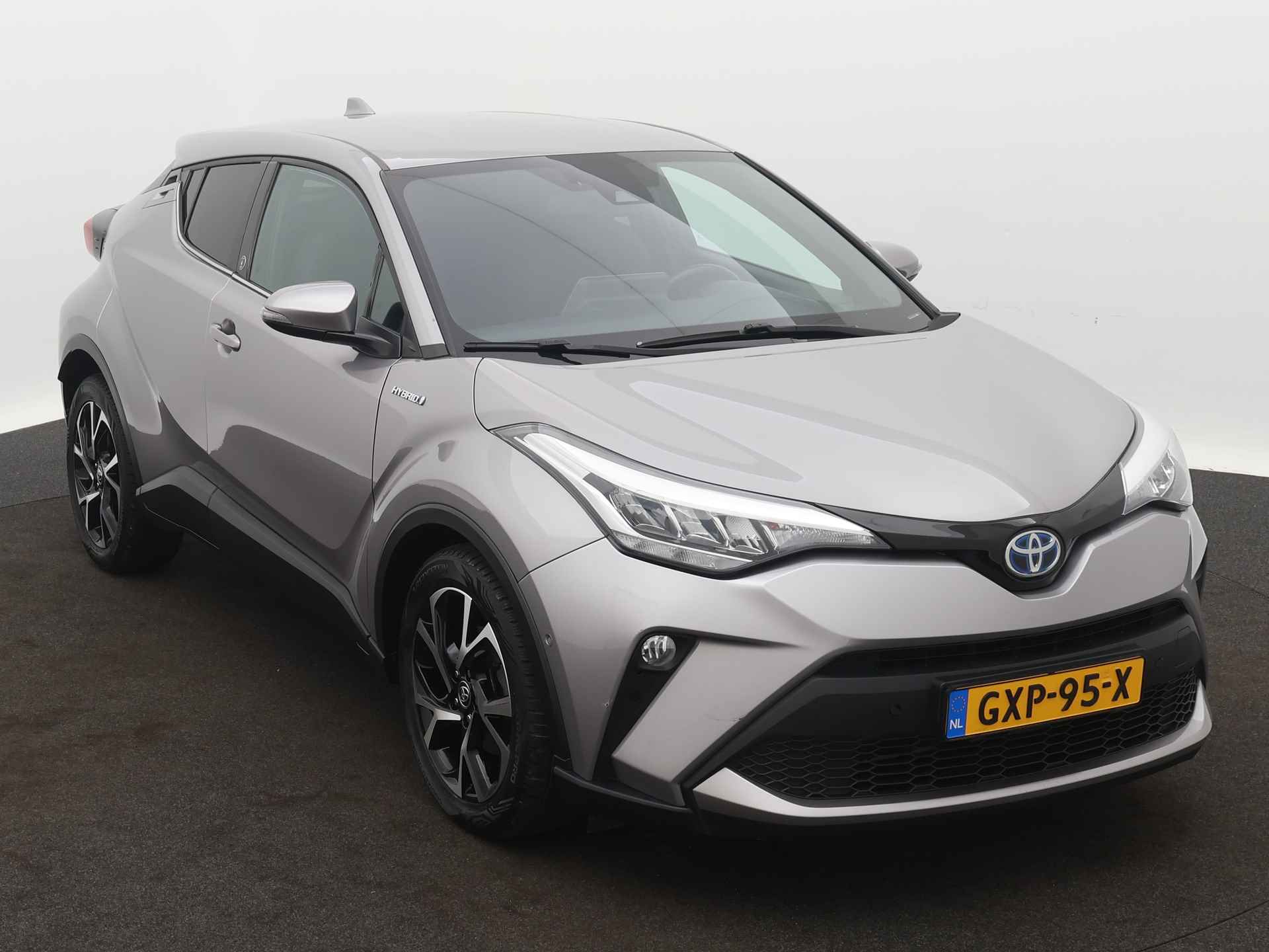 Toyota C-HR 1.8 Hybrid Dynamic+ Limited | Parkeersensoren | Stoel en stuurwiel verwarmd | LM velgen | Cruise Control Adaptief | Climate Control | Camera | - 29/45