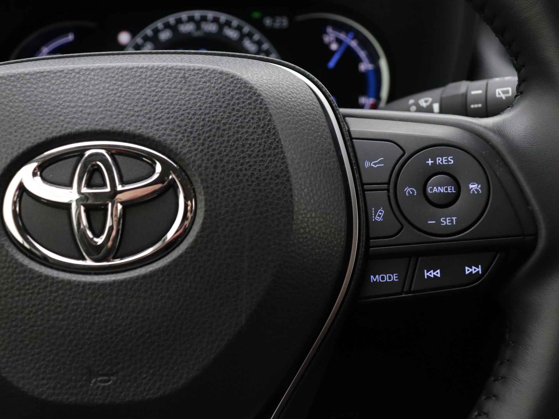 Toyota RAV4 2.5 Hybrid AWD Dynamic Limited | LED | Apple Carplay & Android Auto | Stoelverwarming | Elektrische Achterklep | - 18/40