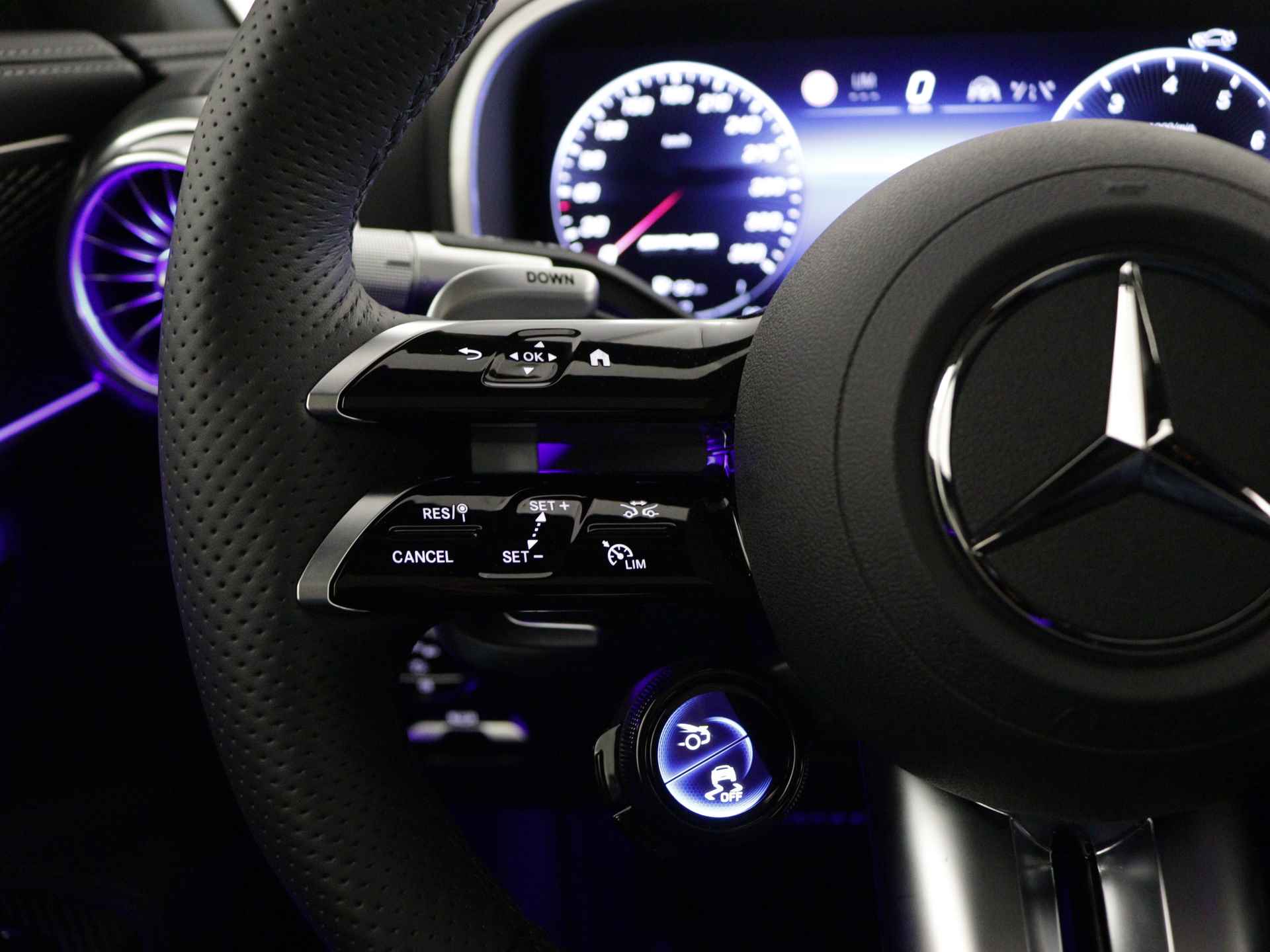 Mercedes-Benz AMG GT 63 4MATIC+ | Rijassistentiepakket plus | AMG Nightpakket II | ENERGIZING AIR CONTROL | AMG Track pace | Sierelementen in AMG carbon | Burmester  Surround Sound systeem | - 18/38
