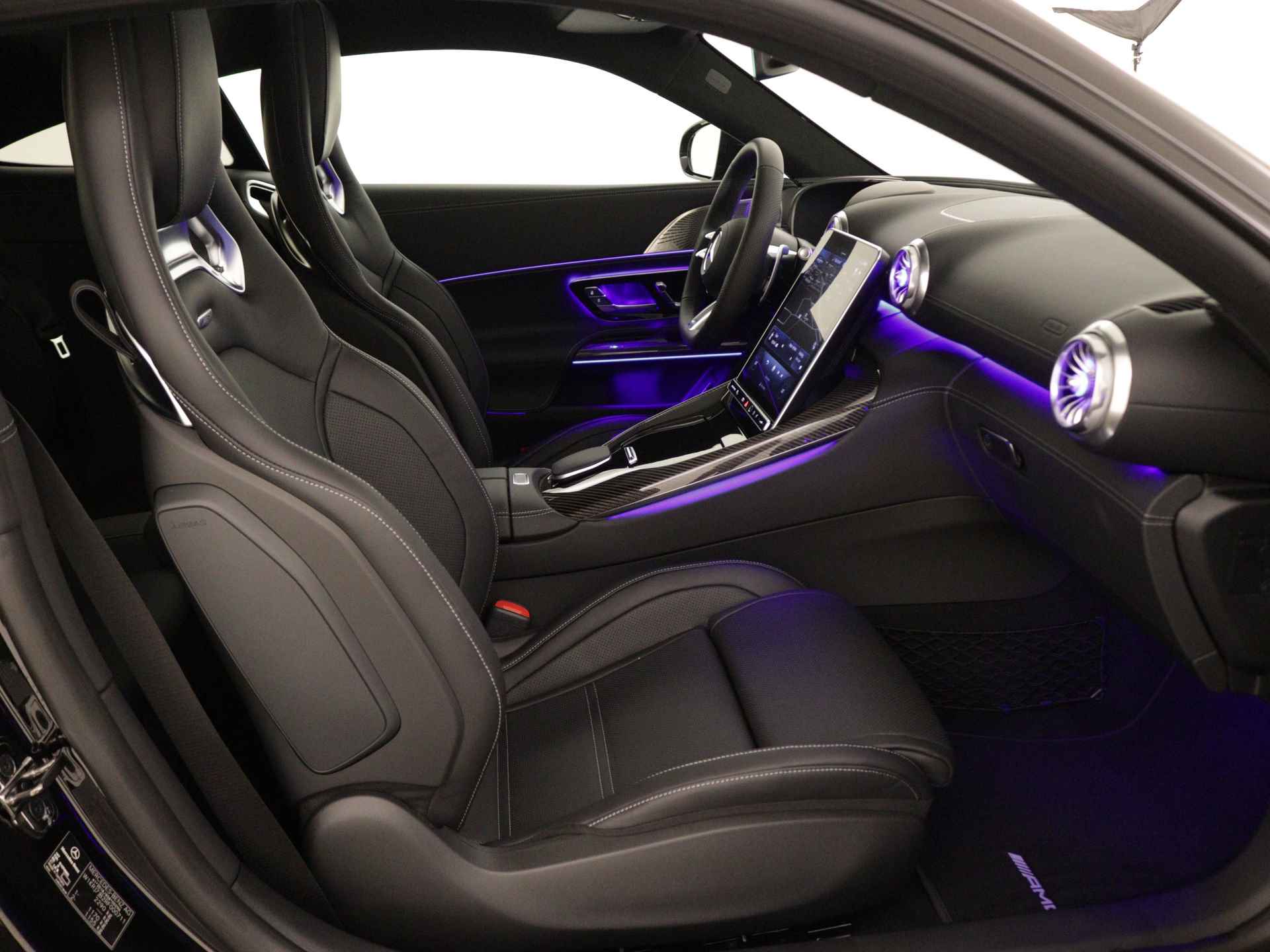 Mercedes-Benz AMG GT 63 4MATIC+ | Rijassistentiepakket plus | AMG Nightpakket II | ENERGIZING AIR CONTROL | AMG Track pace | Sierelementen in AMG carbon | Burmester  Surround Sound systeem | - 30/38