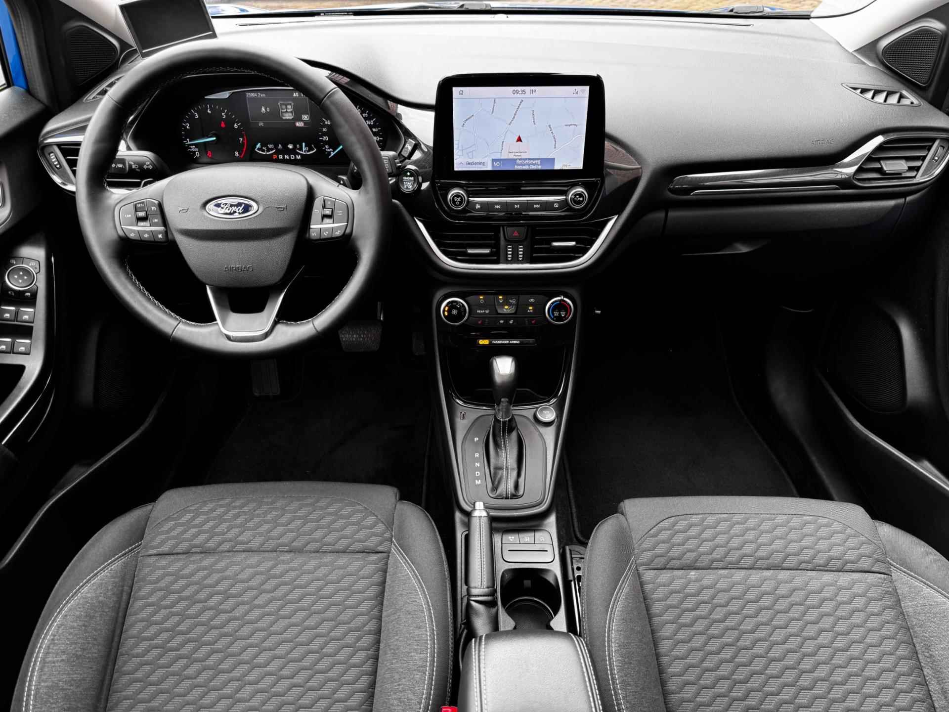 Ford Puma 1.0 EcoBoost Titanium / Automaat / Trekhaak / Panoramadak / Navigatie + Camera / Stoel + Stuurverwarming - 4/52