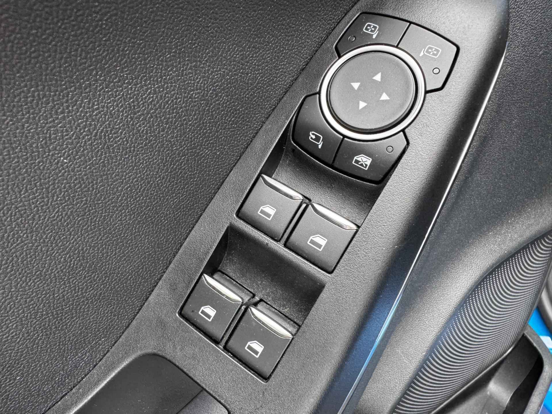 Ford Puma 1.0 EcoBoost Titanium / Automaat / Trekhaak / Panoramadak / Navigatie + Camera / Stoel + Stuurverwarming - 31/52