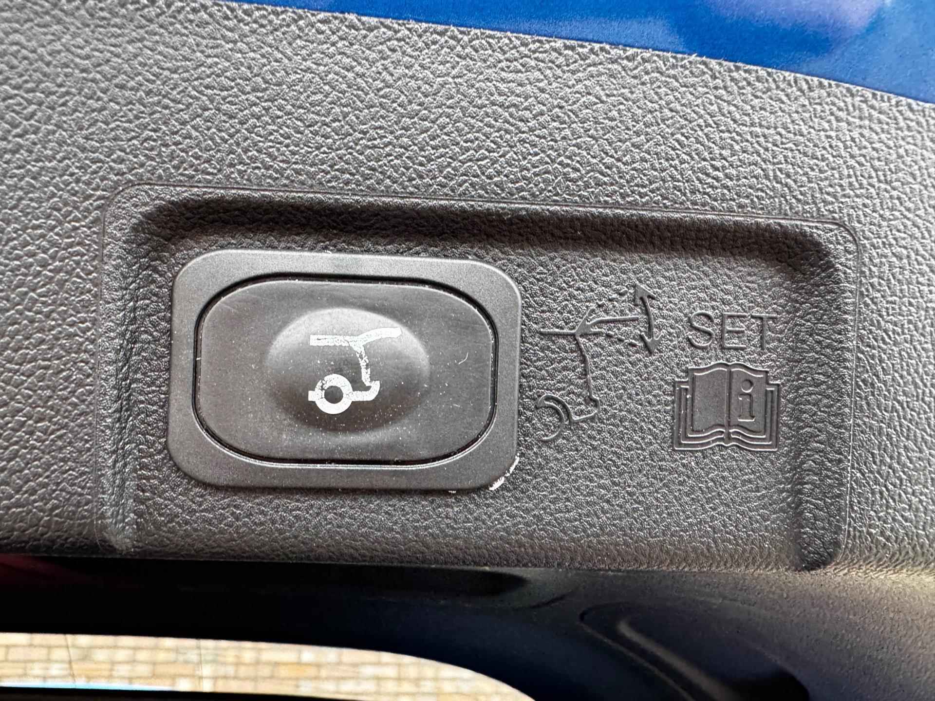 Ford Puma 1.0 EcoBoost Titanium / Automaat / Trekhaak / Panoramadak / Navigatie + Camera / Stoel + Stuurverwarming - 33/52