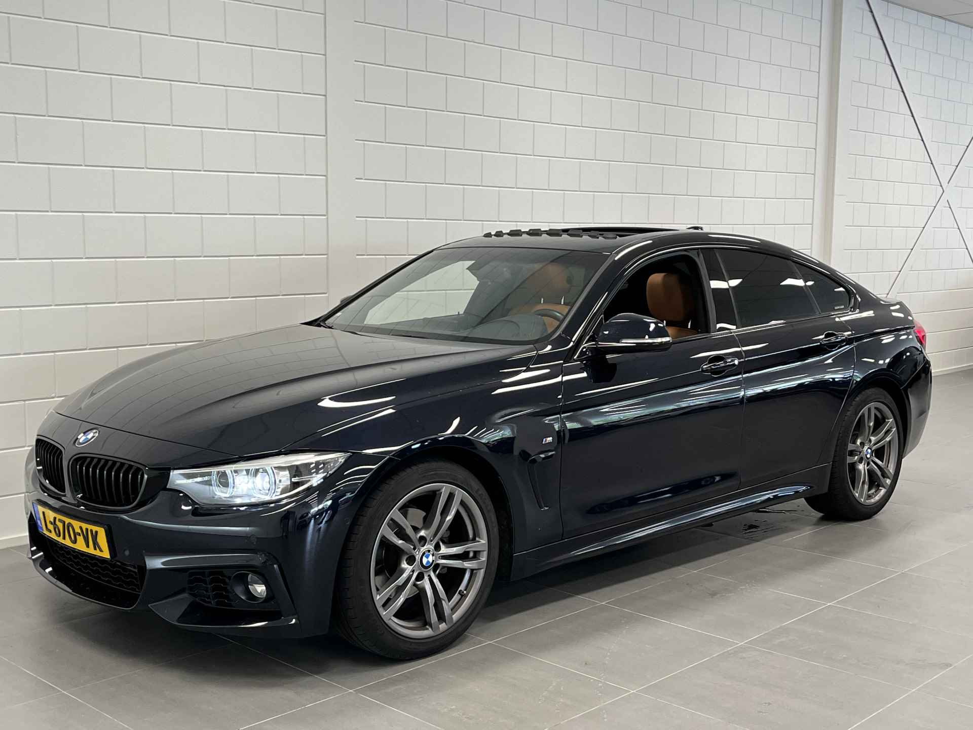 BMW 4 Serie Gran Coupé 418i Executive Edition LEDER | OPEN DAK | NAVIGATIE | DEALER ONDERHOUDEN! - 4/49