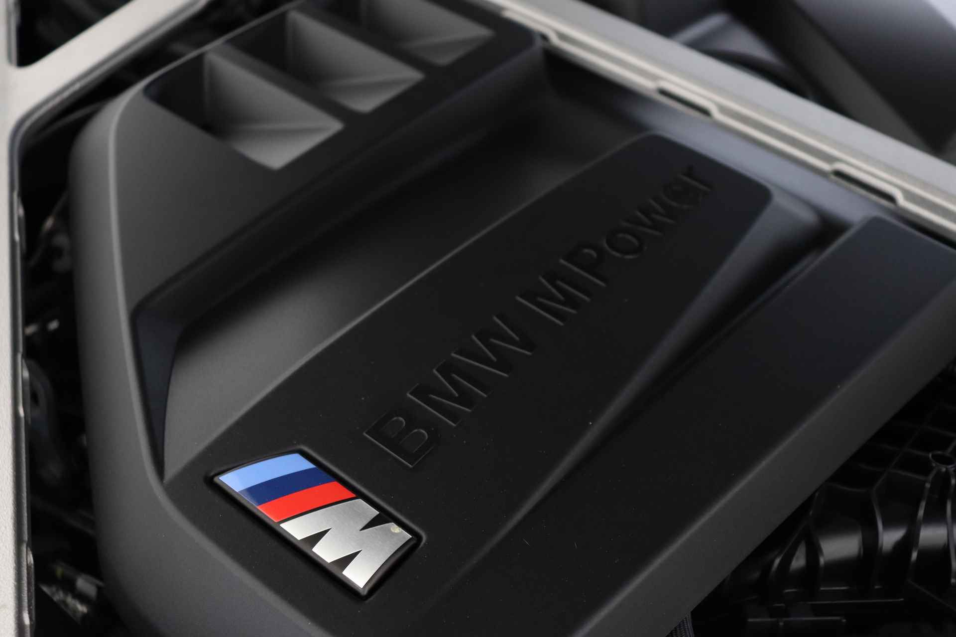 BMW 3 Serie M3 CS High Executive Automaat / M Drive Professional / M Carbon kuipstoelen / Adaptief M Onderstel / M Carbon-Keramik-Remmen / Live Cockpit Professional - 82/93