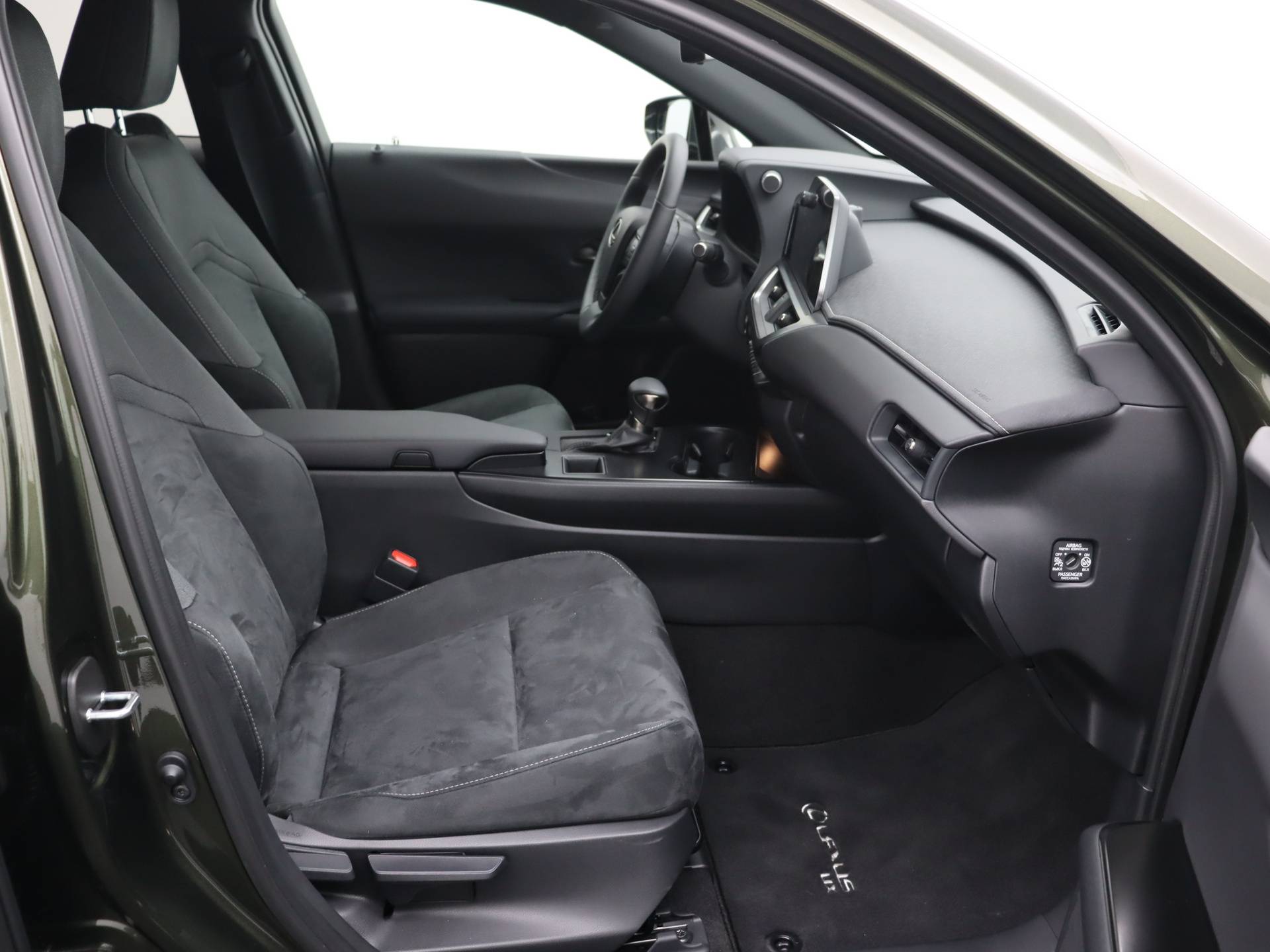 Lexus UX 250h Business Line | Navigatie | Draadloze telefoonlader en Apple CarPlay | BSM | Parkeersensoren | - 22/32