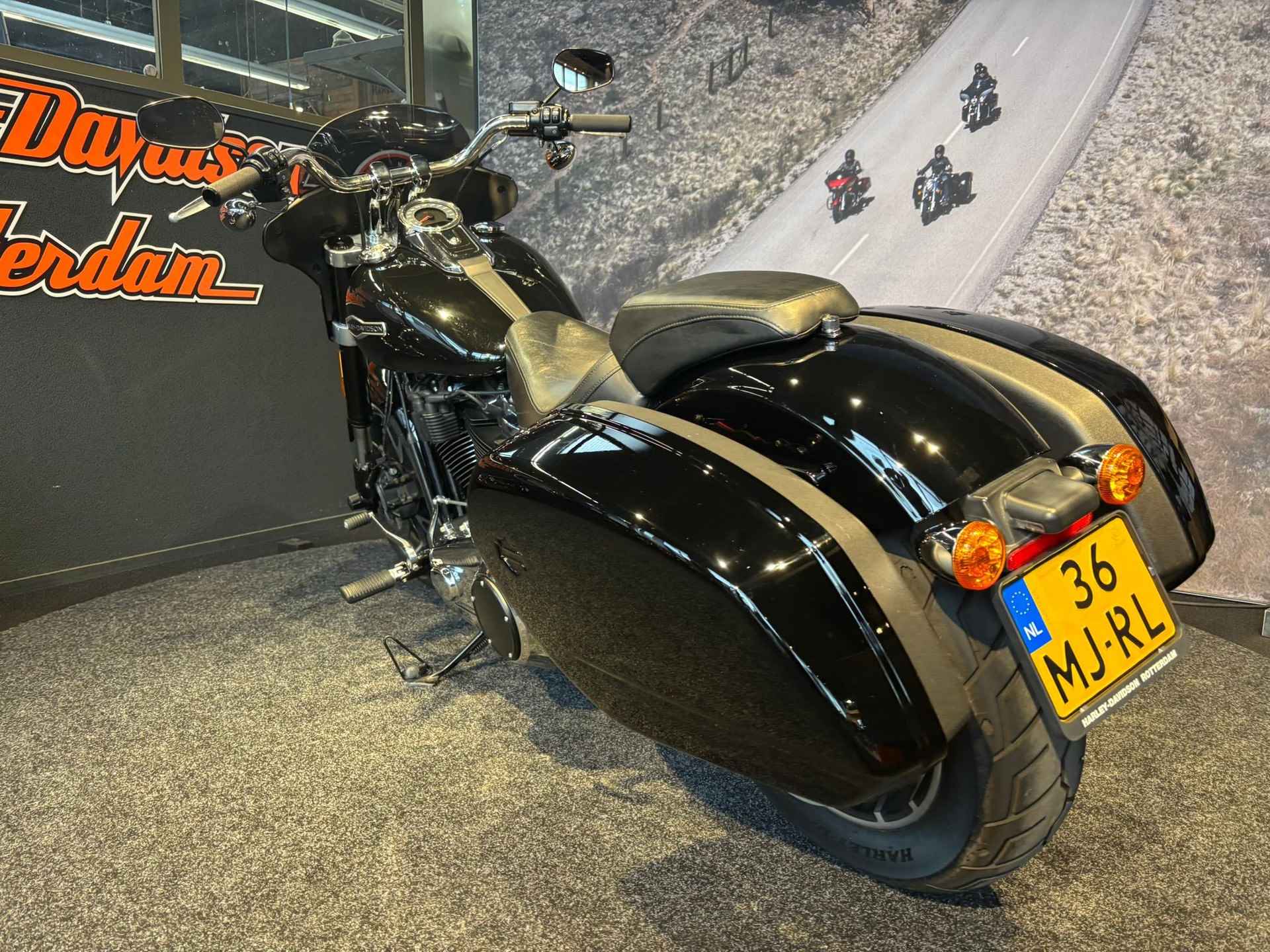 Harley-Davidson FLSB Sport Glide - 8/14