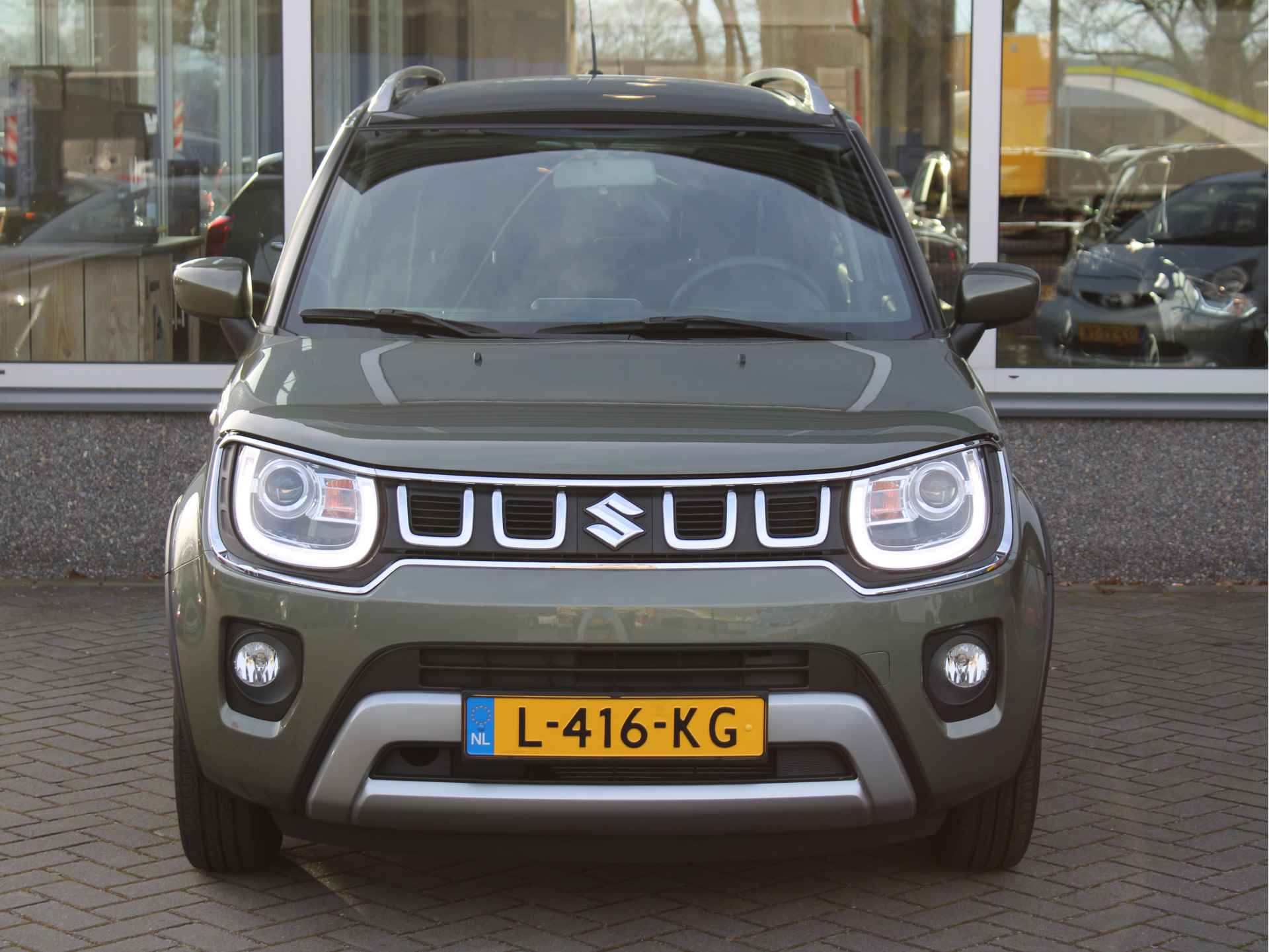 Suzuki Ignis 1.2 Smart Hybrid Select Navigatie, Carplay/Android Auto, Airco, Achteruitrijcamera, Stoelverwarming - 12/32