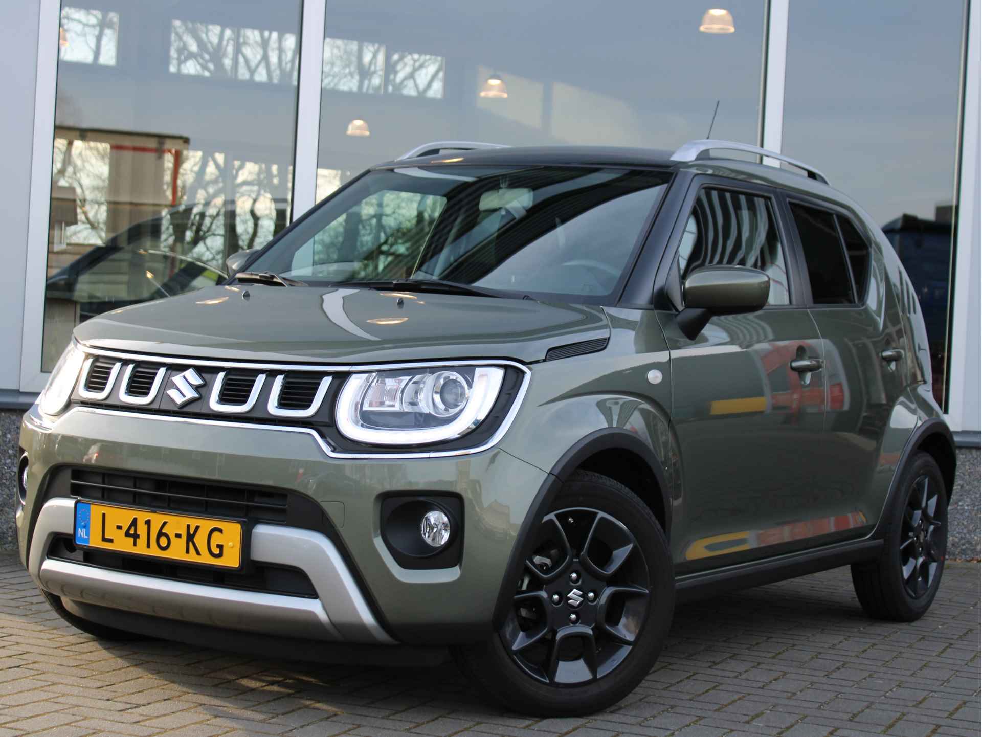 Suzuki Ignis 1.2 Smart Hybrid Select Navigatie, Carplay/Android Auto, Airco, Achteruitrijcamera, Stoelverwarming - 13/32