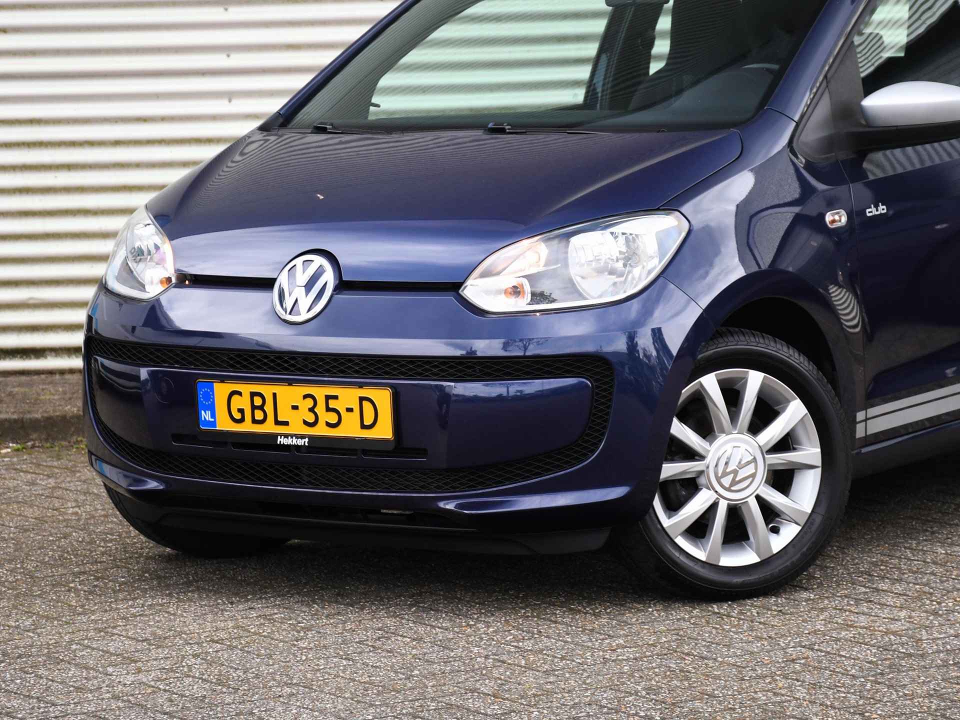 Volkswagen Up! Club Up! 1.0 BlueMotion 60pk 15''LM | RADIO | AIRCO | 70.000KM | AUX | 12 MND GARANTIE - 2/26