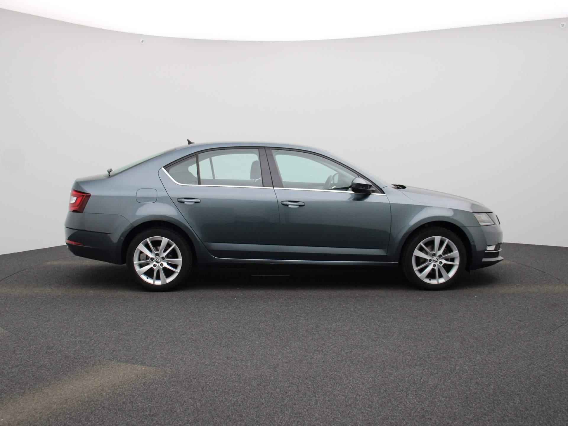 Skoda Octavia 1.0 TSI Greentech Business Edition Plus | CAMERA | CLIMATE CONTROL | CRUISE CONTROL | NAVIGATIE | LED | KEYLESS | STOELVERWARMING | CANTON | - 7/41