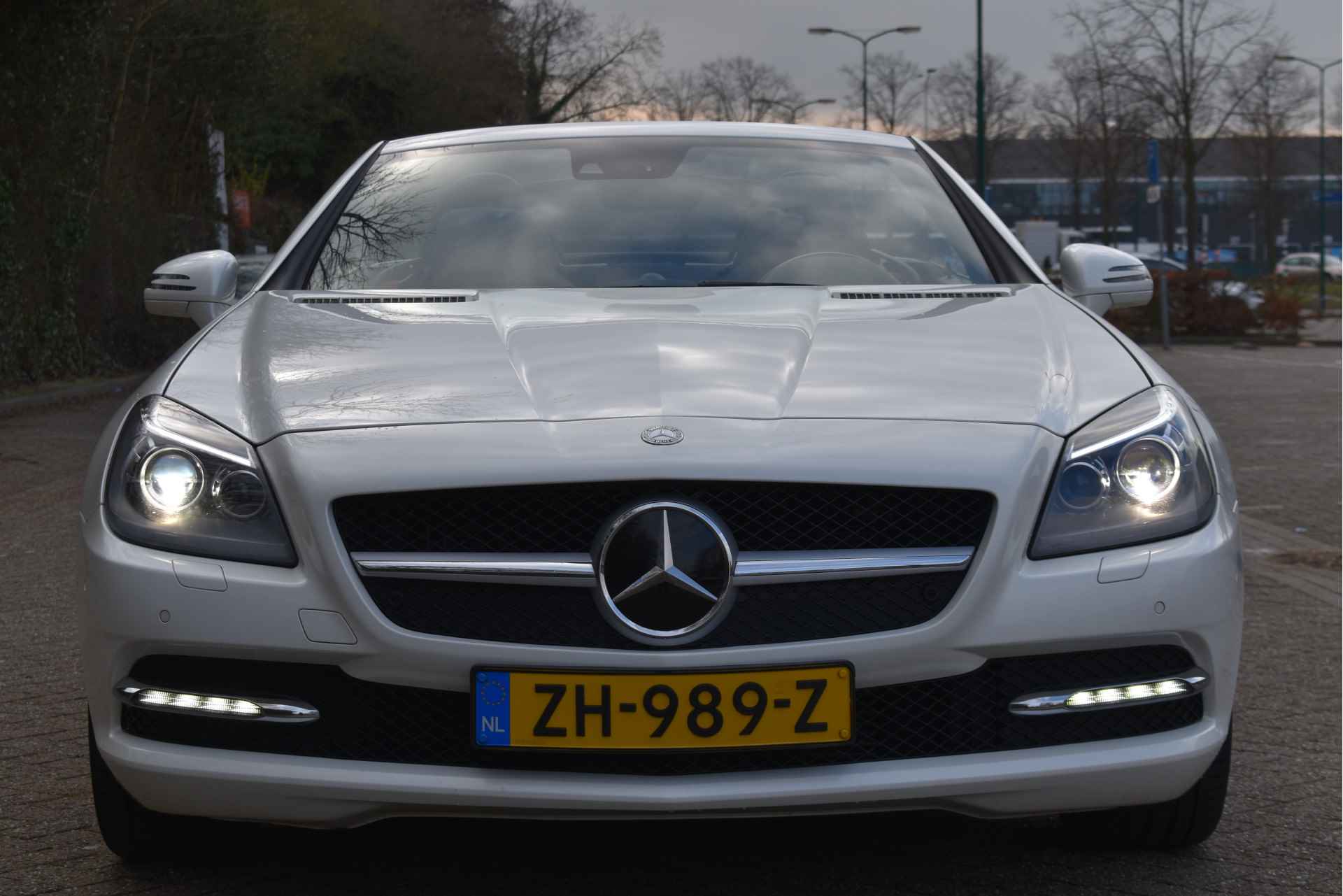 Mercedes-Benz SLK 200 Edition 1 AMG | Vol | Pano.dak | Airscarf | Keyless | Stoelverwarming | Adapt.CC | Xenon / LED | Z+W banden - 5/65