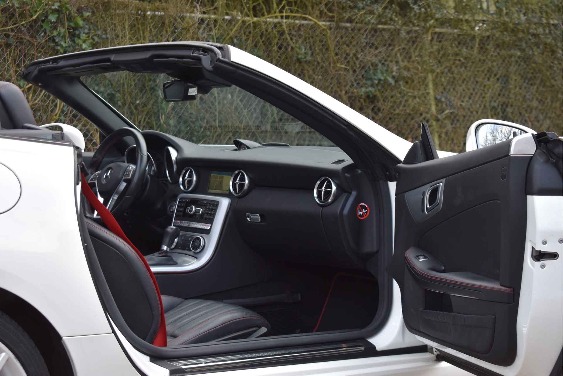 Mercedes-Benz SLK 200 Edition 1 AMG | Vol | Pano.dak | Airscarf | Keyless | Stoelverwarming | Adapt.CC | Xenon / LED | Z+W banden - 10/65