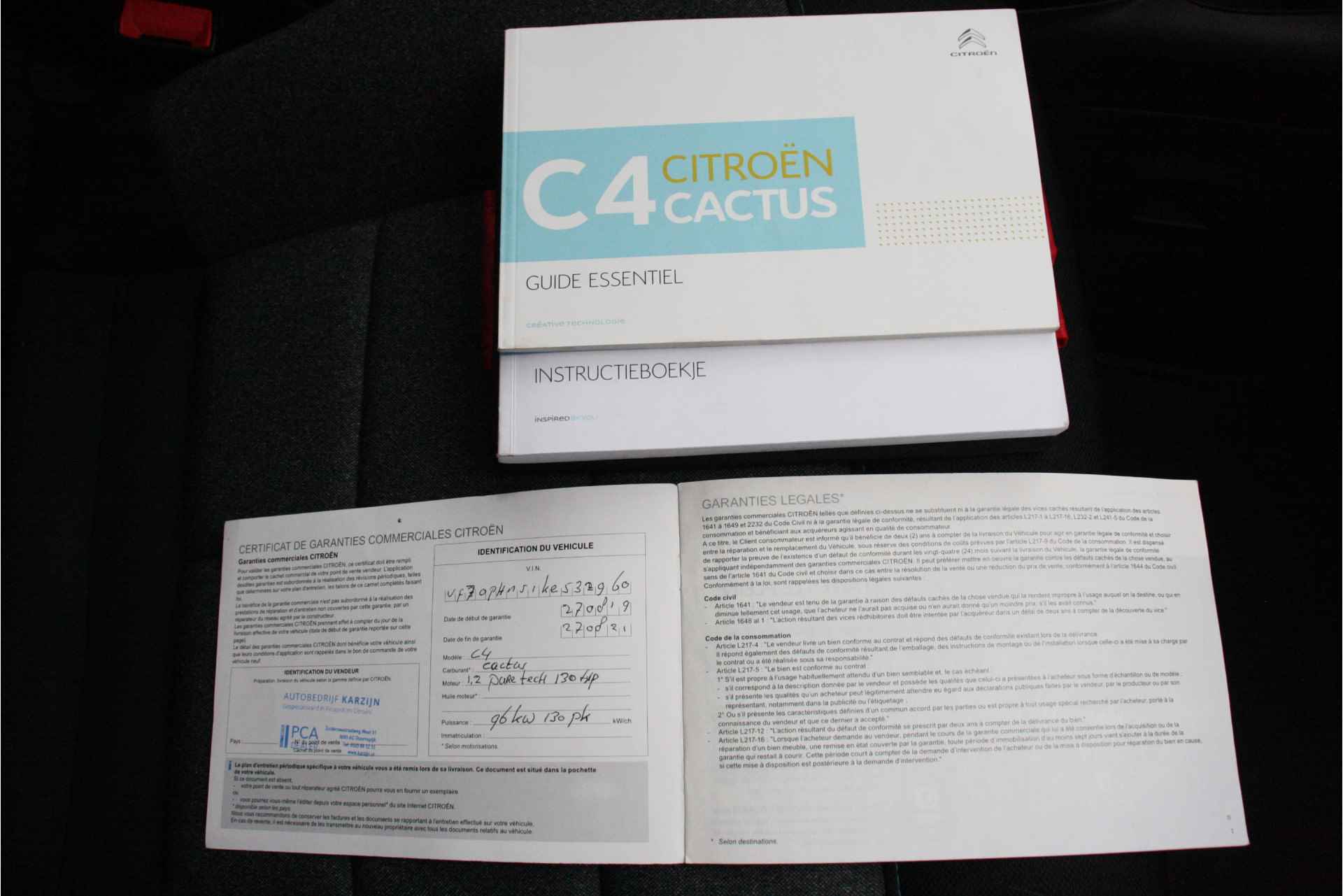 Citroën C4 Cactus 1.2 PURETECH 130PK SHINE AUTOMAAT / NAVI / CLIMA / LED / PDC / 17" LMV / CAMERA / KEYLESS BLUETOOTH / CRUISECONTROL / NIEUWSTAAT - 37/38