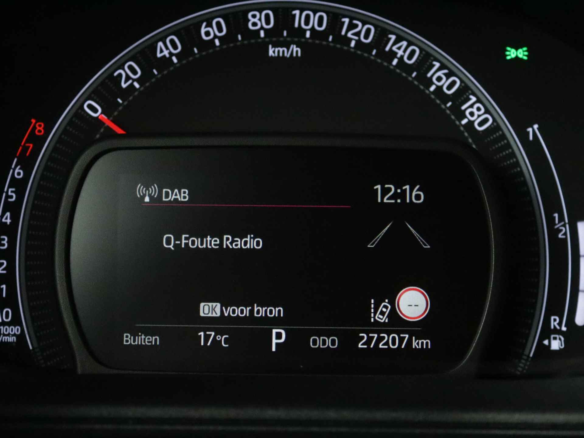 Toyota Aygo X 1.0 VVT-i S-CVT Envy | JBL | Navigatie | Camera | Climate Control | LM velgen | - 7/39