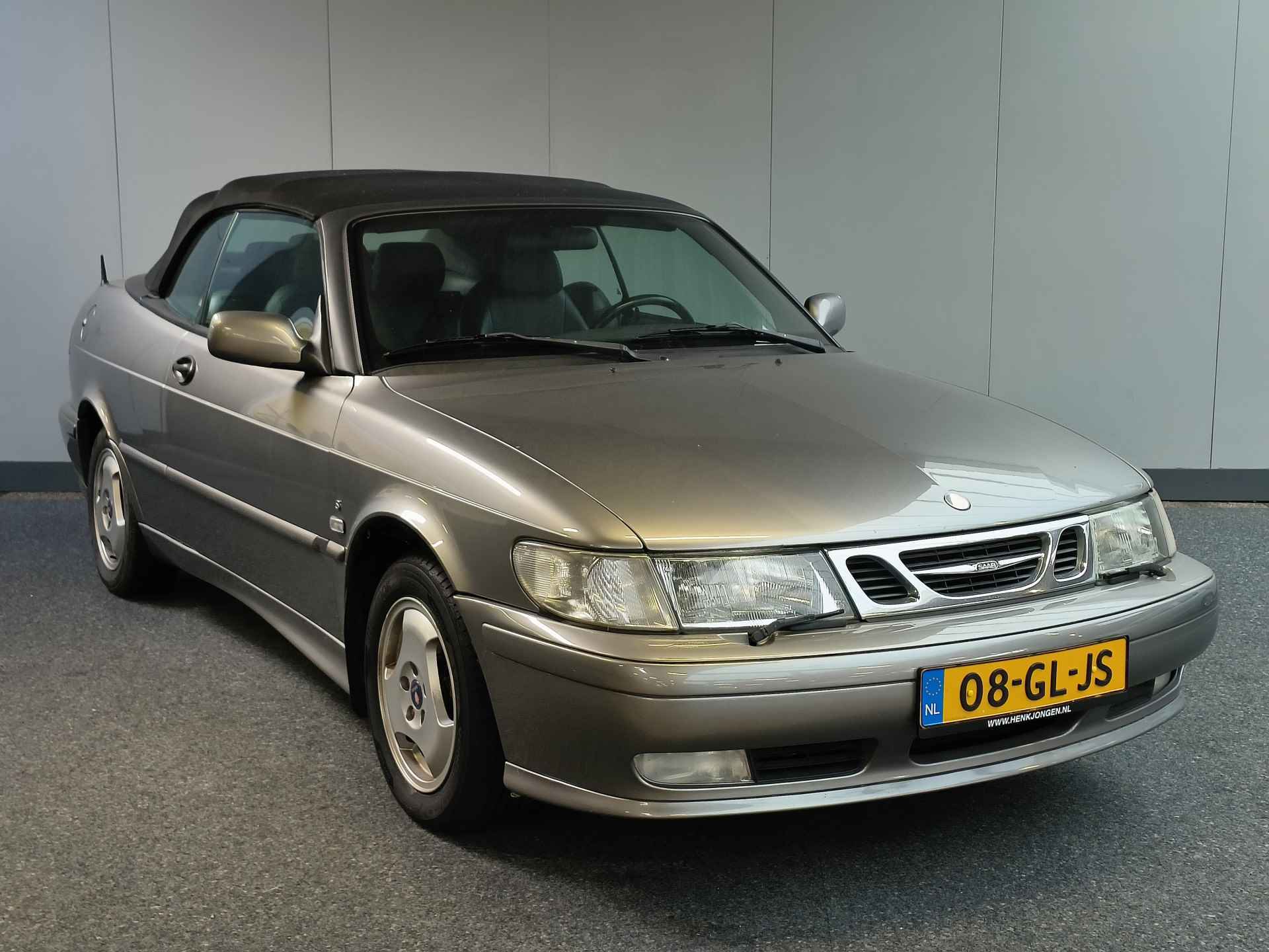 Saab 9-3 Cabrio 2.0t S Meeneemprijs geen garantie Henk Jongen Auto's in Helmond,  al 50 jaar service zoals 't hoort! - 1/17