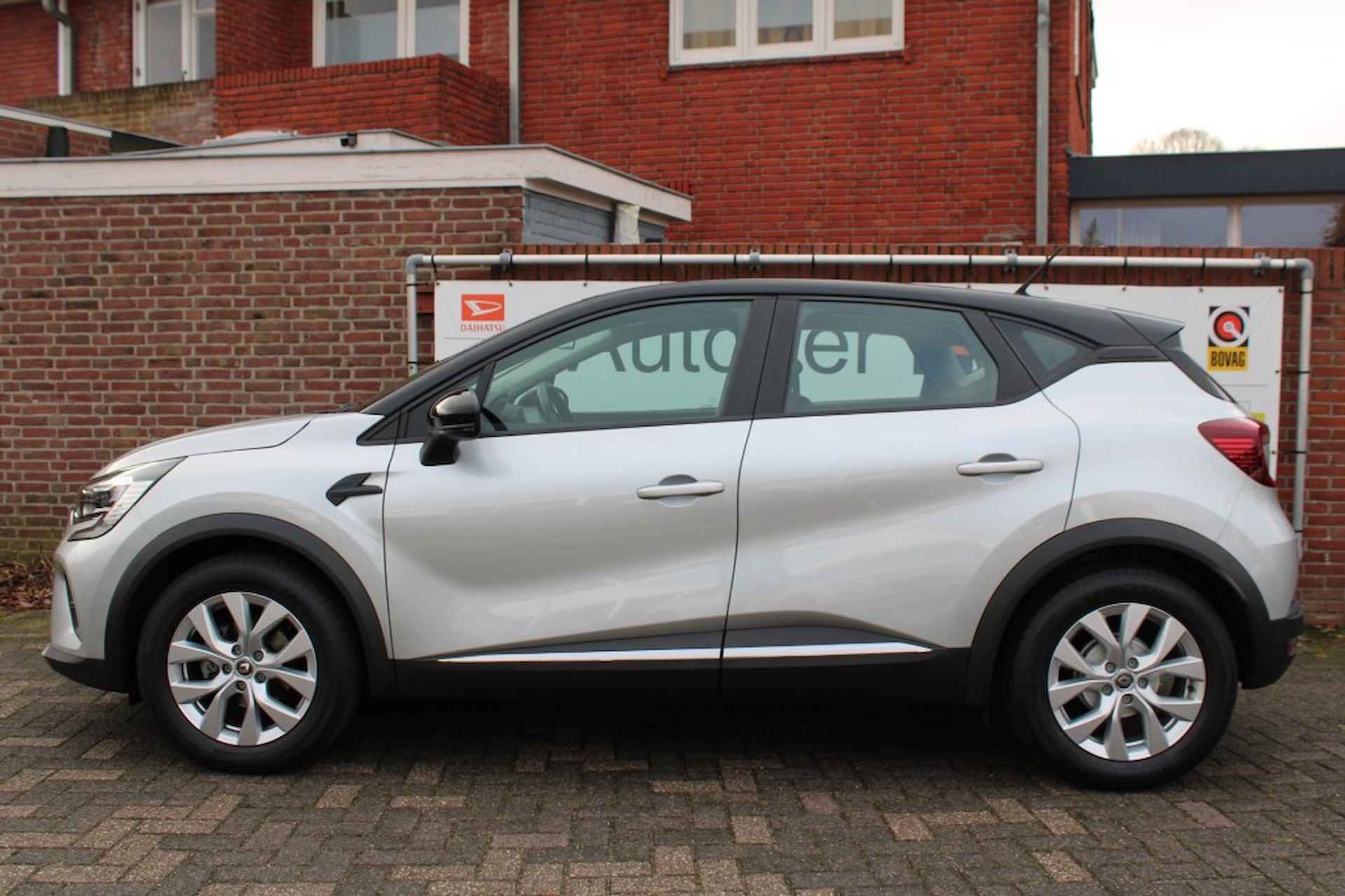 RENAULT Captur TCe 130 pk Zen - 2/37