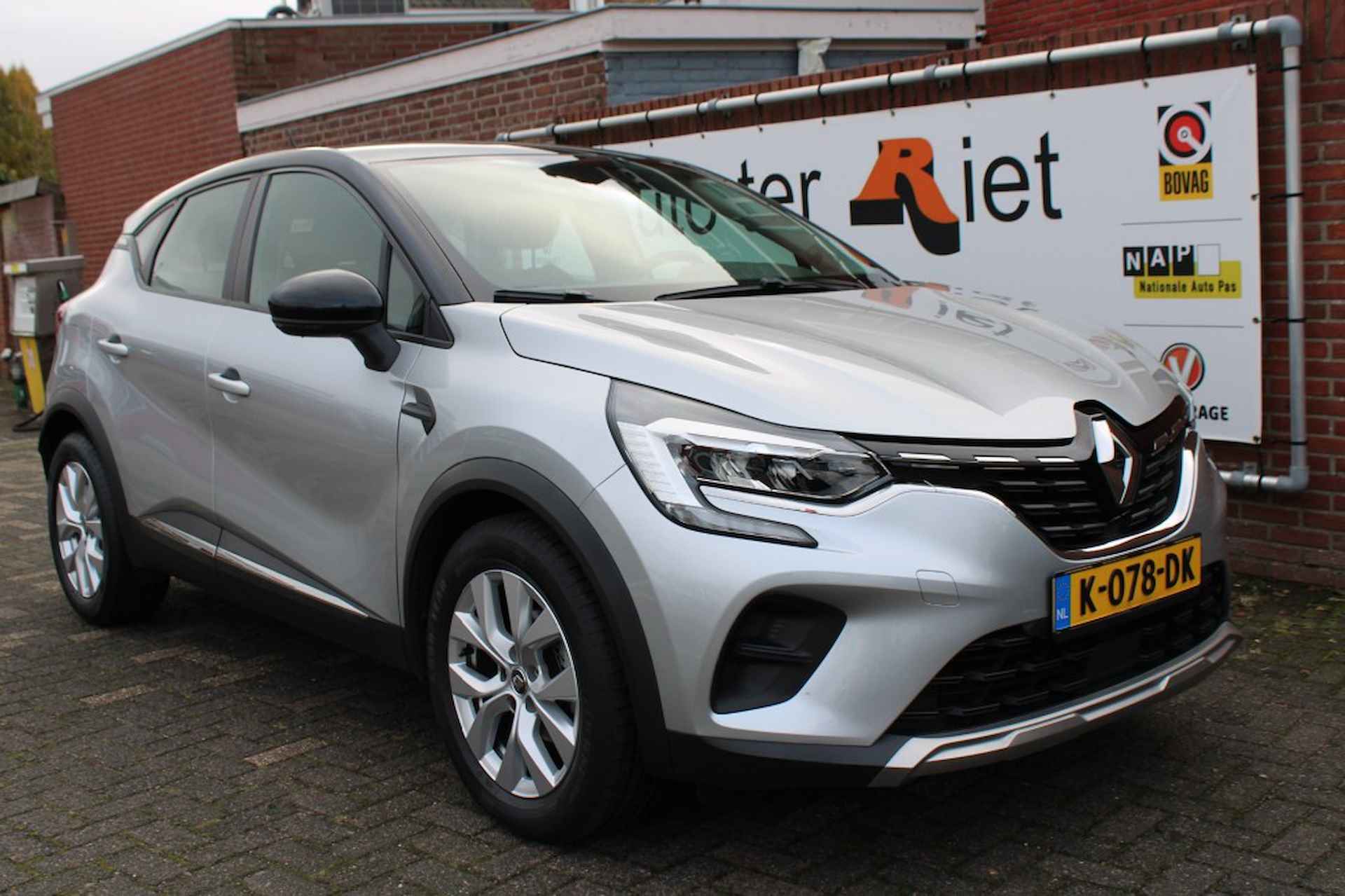 RENAULT Captur TCe 130 pk Zen - 6/37